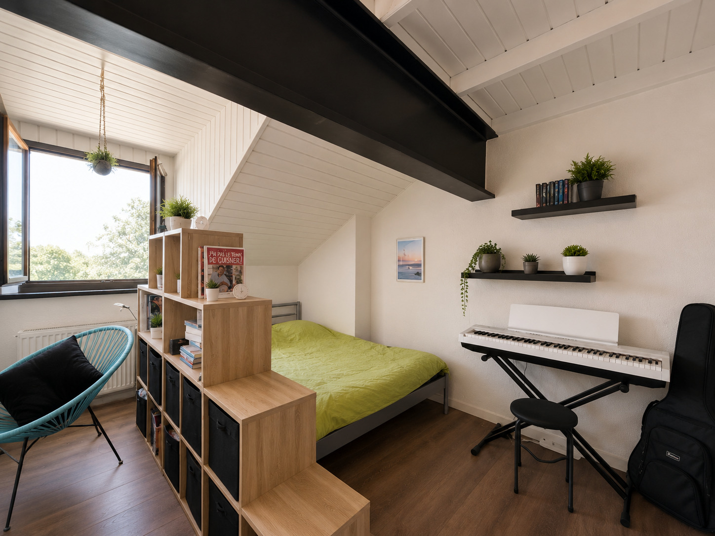 Interior view 2