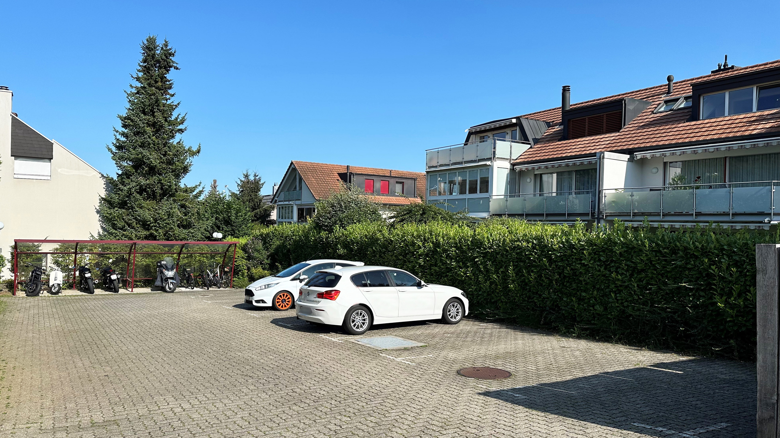 Besucherparkplätze Besucherparkplätze