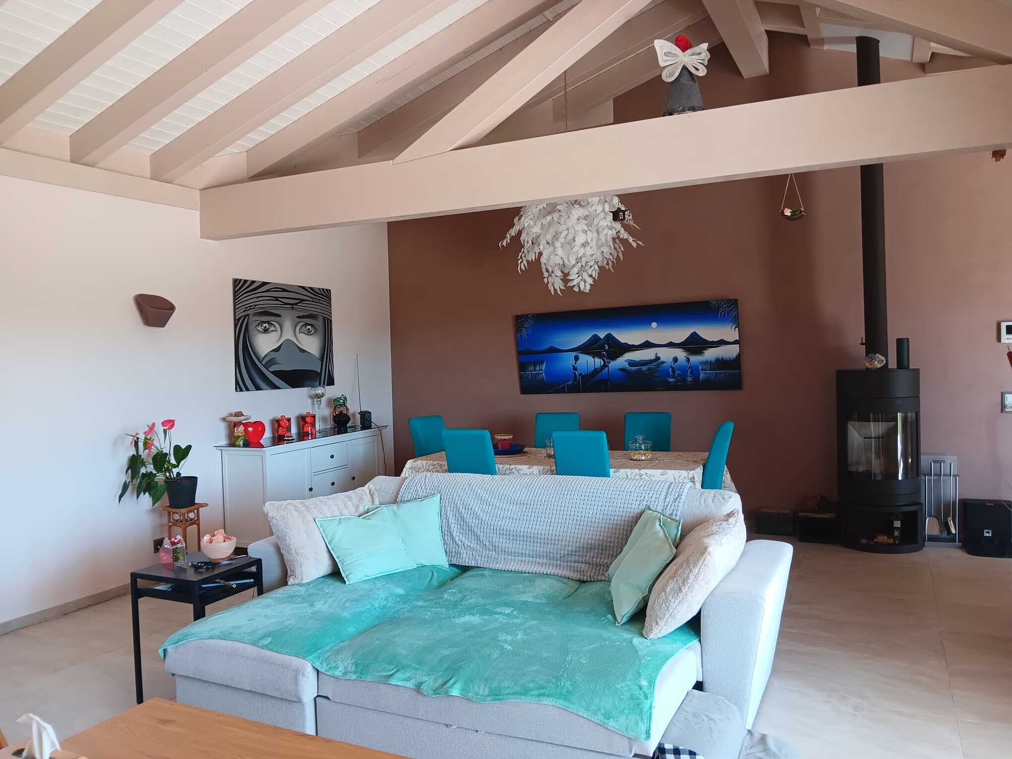 Interior view 2