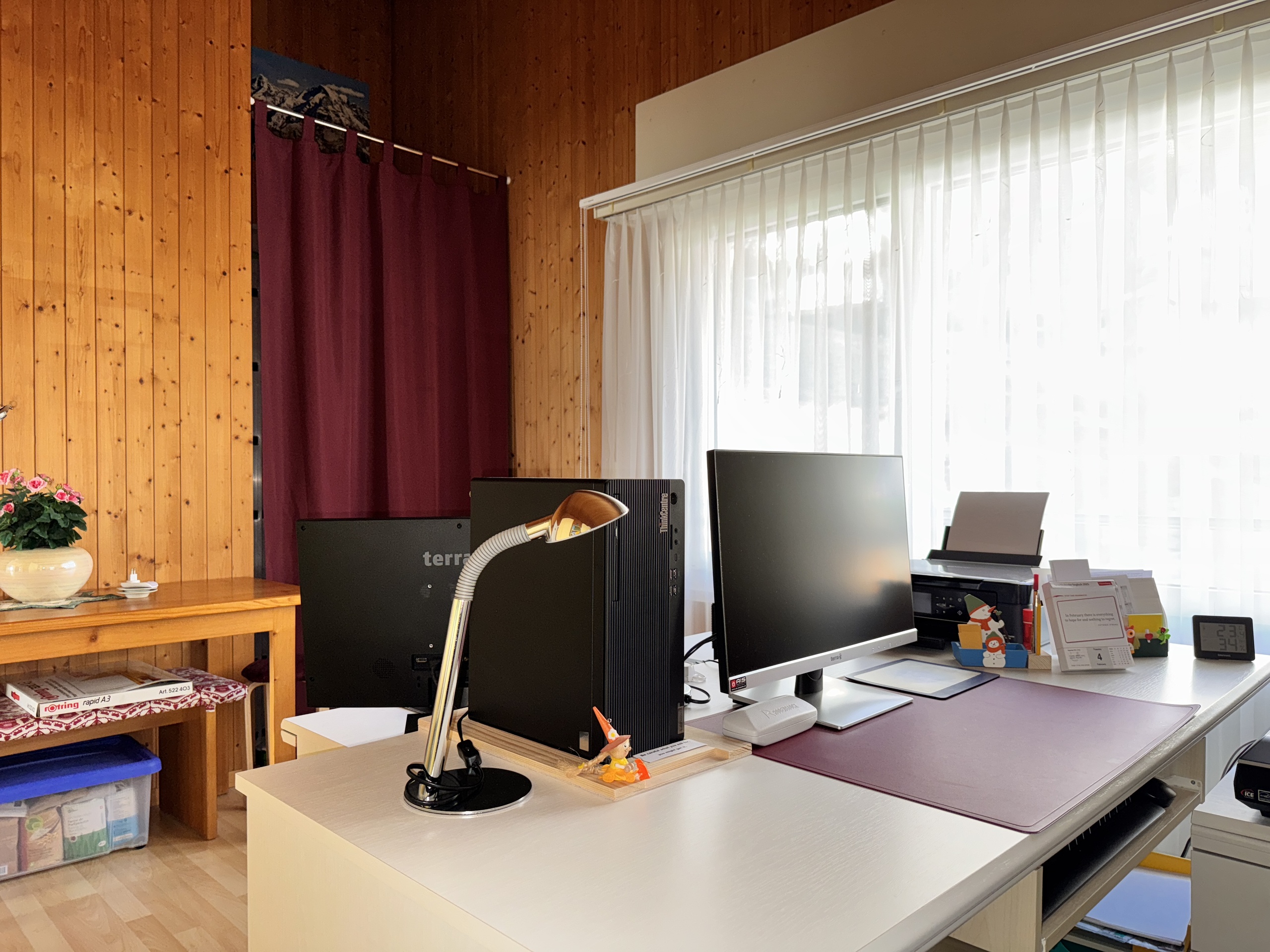 Büro (Elternzimmer) Büro (Elternzimmer)