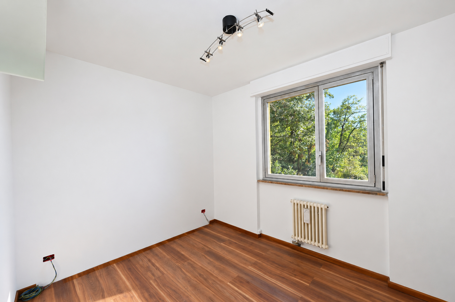 Interior view 5