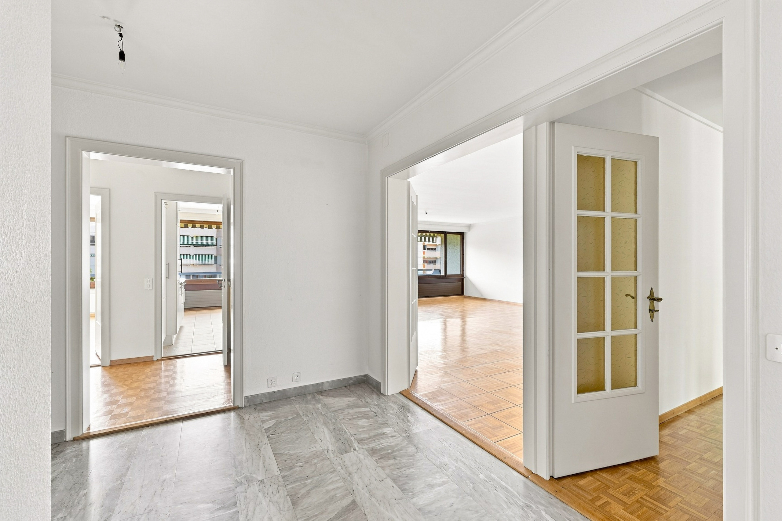 Interior view 12
