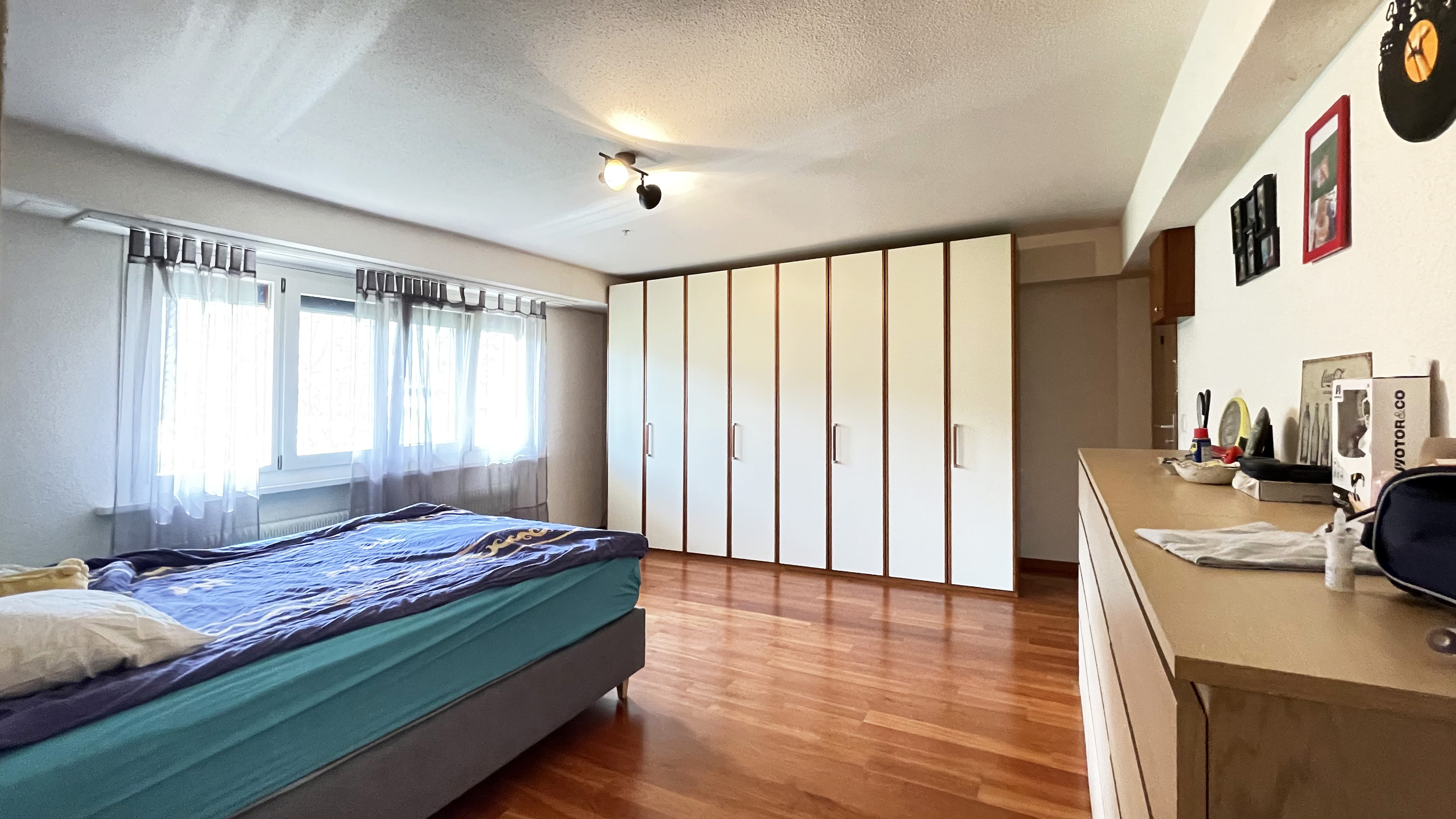 Photo 6