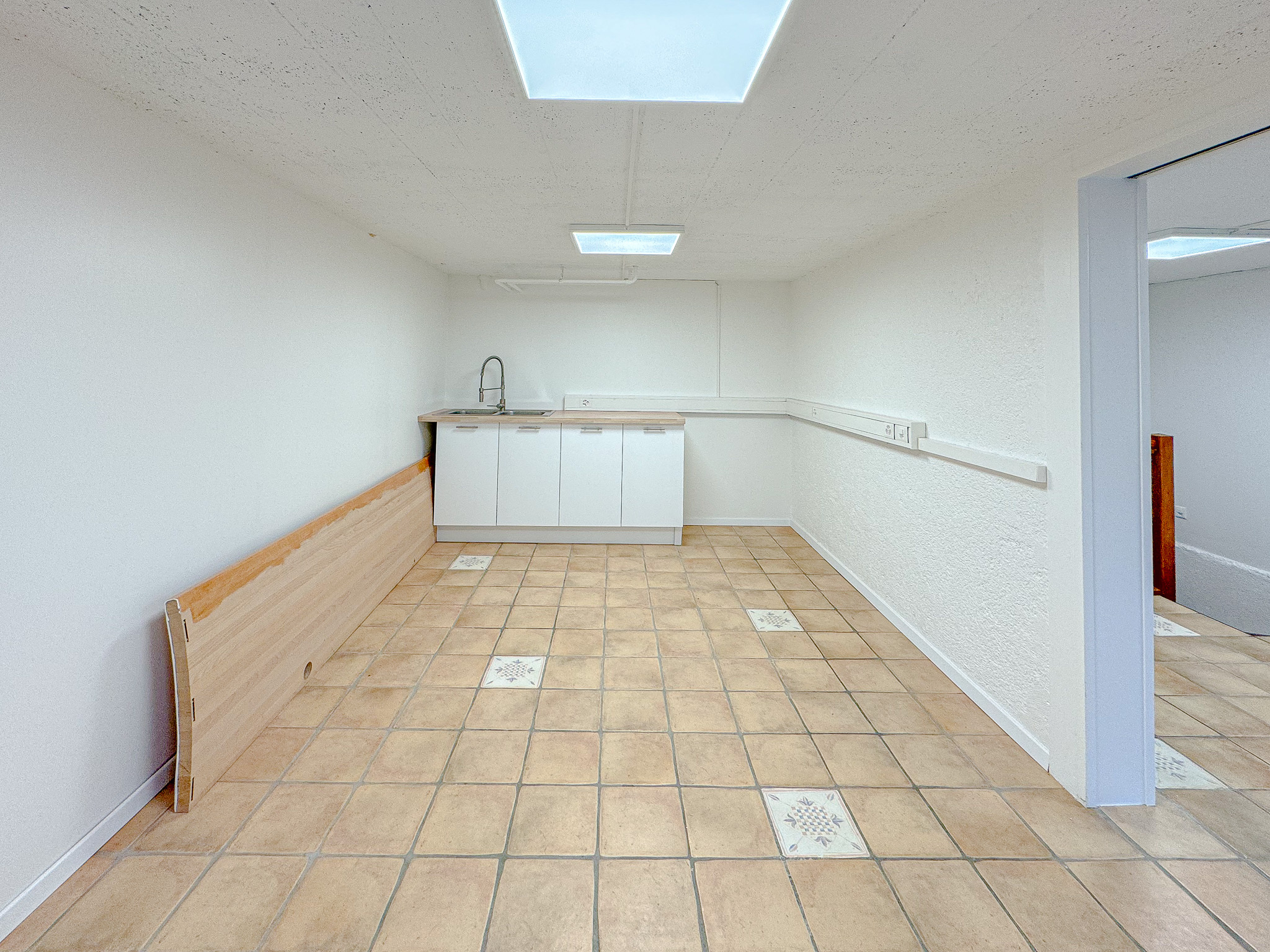 Local commercial  - espace kitchenette Local commercial  - espace kitchenette