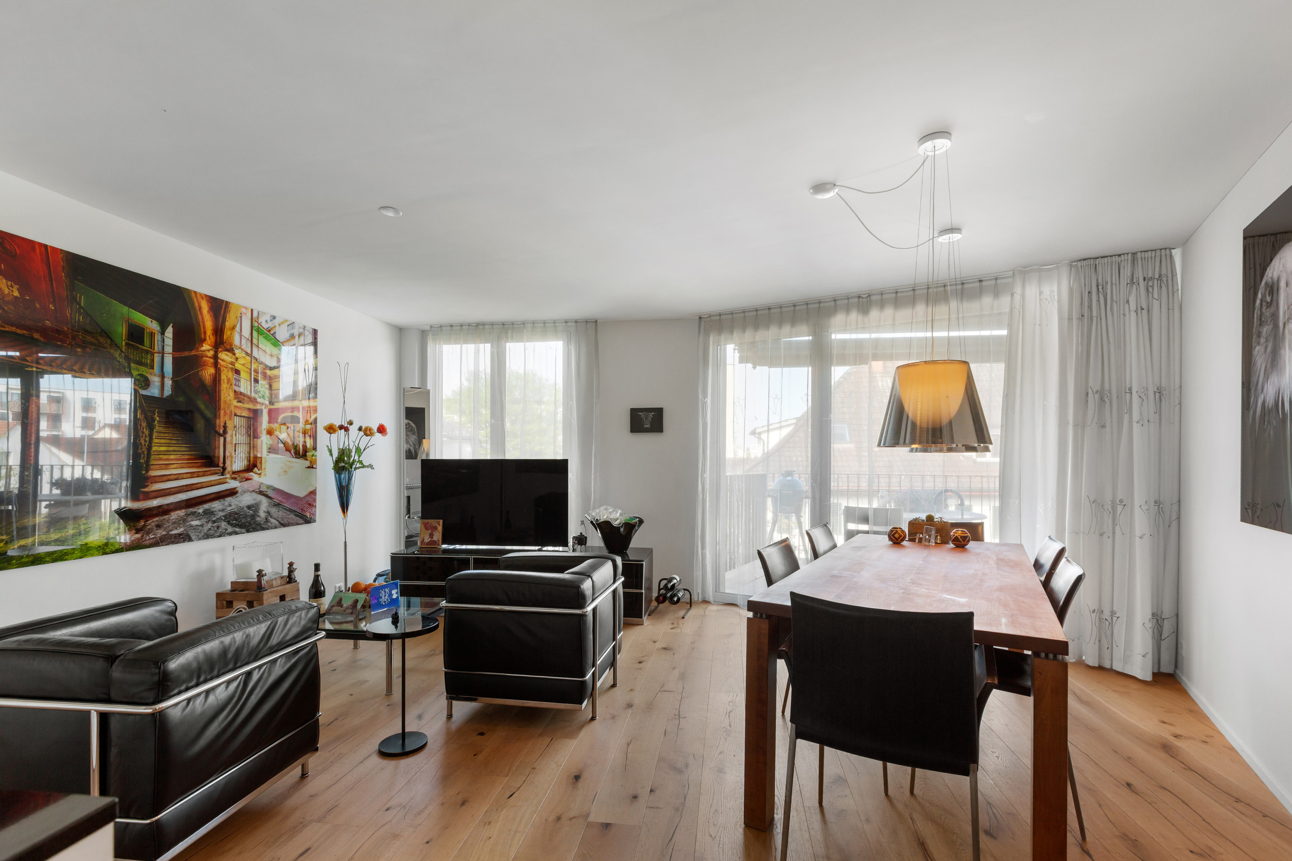 Interior view 2
