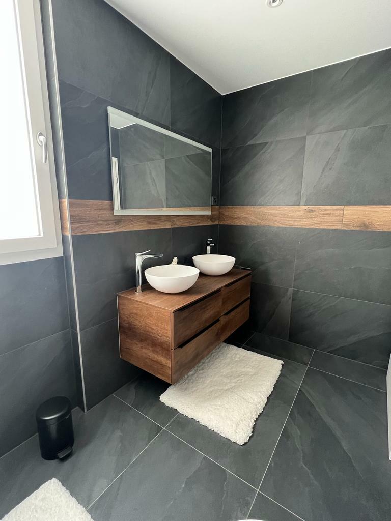 Salle de bains - appartement similaire