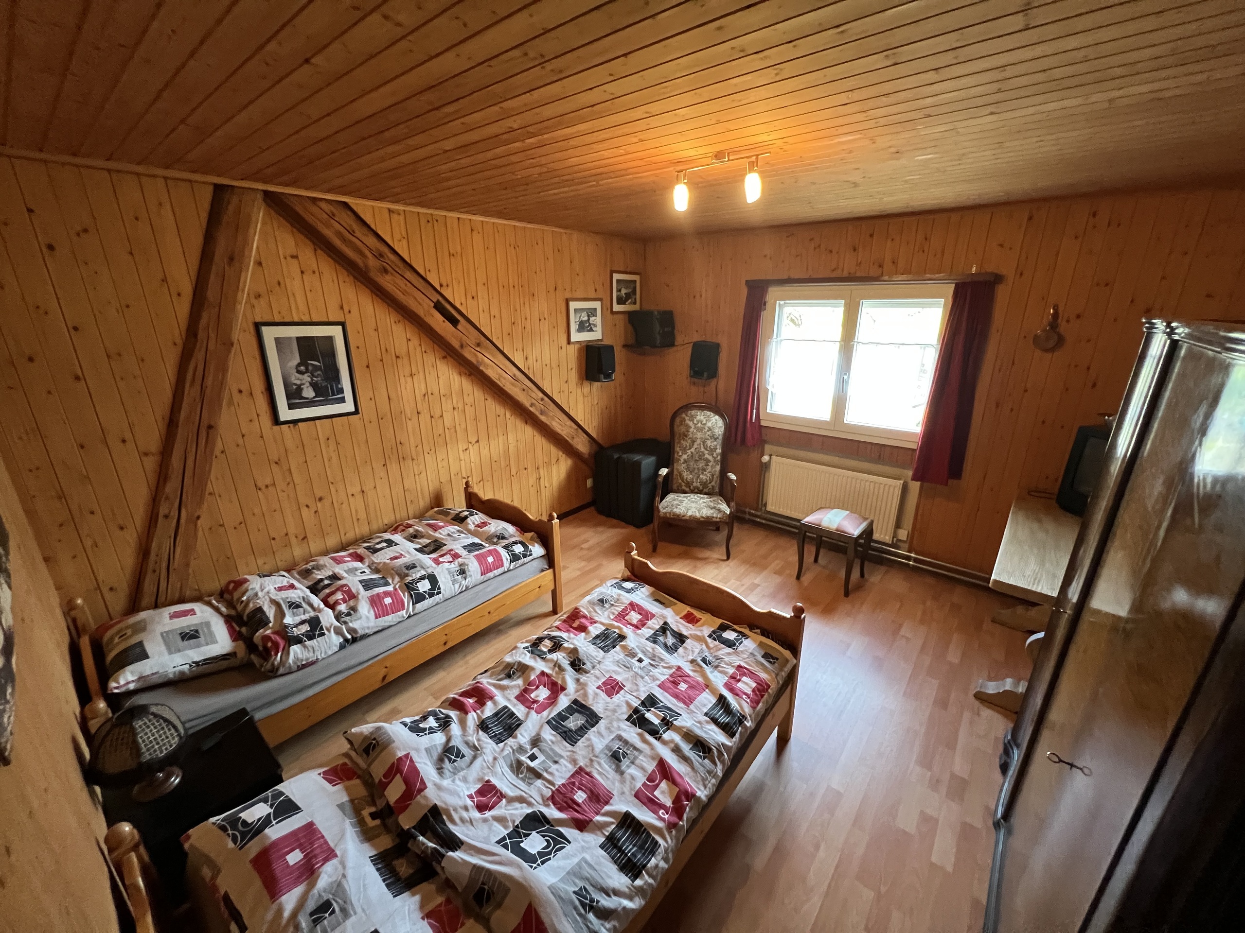 Room 2nd floor Room 2nd floor