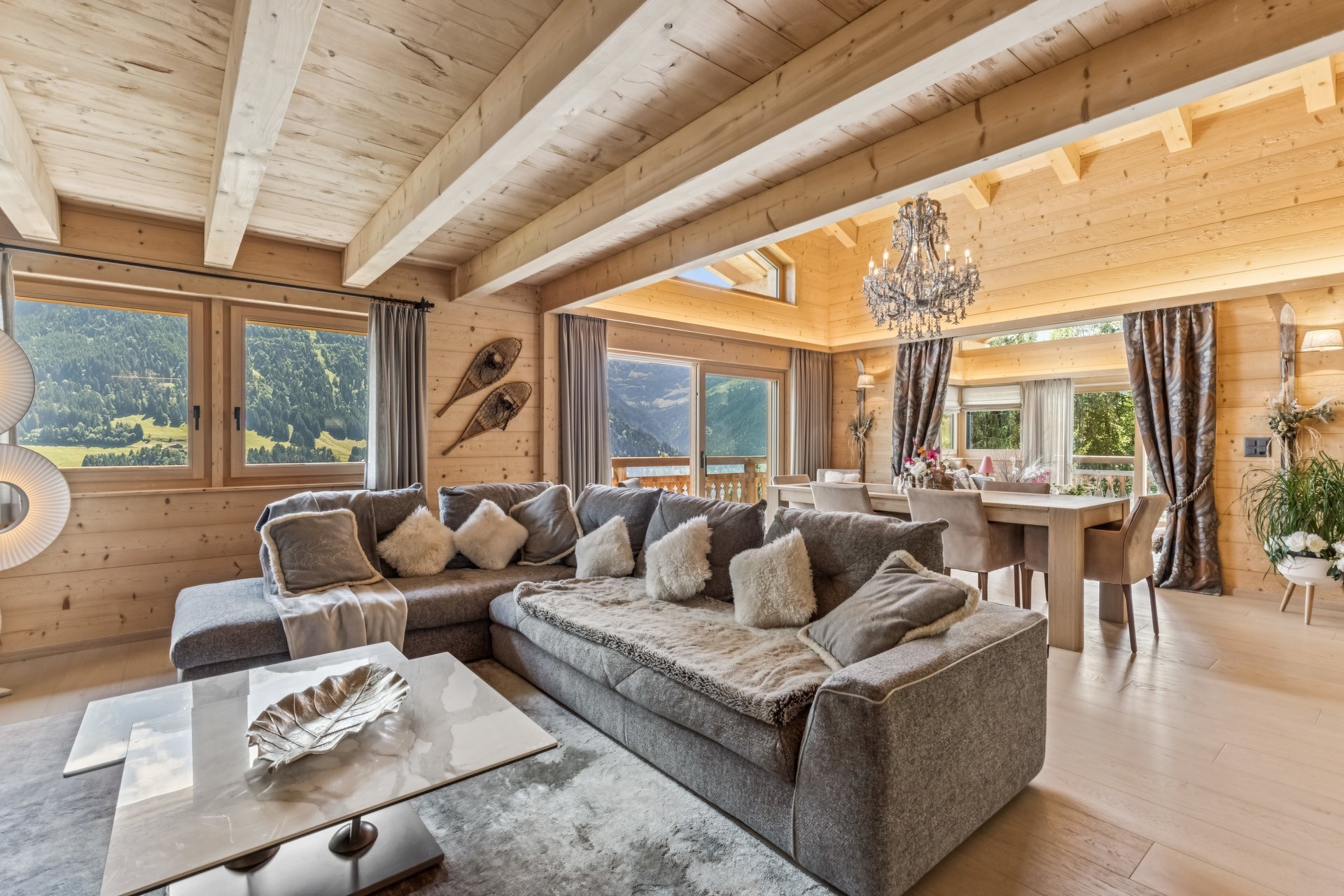 Interior view 3
