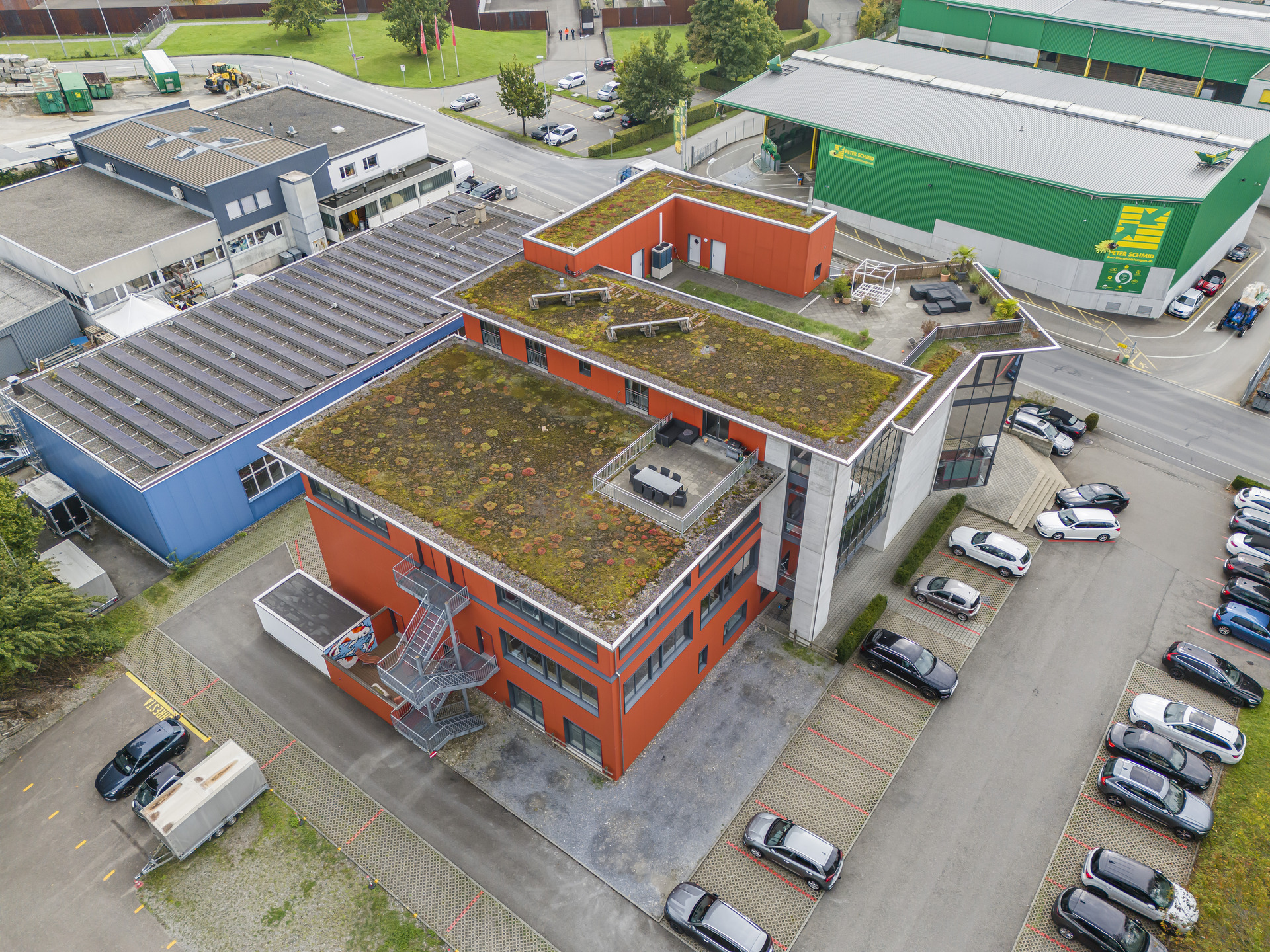 Gebäude inkl. Parkplätze Gebäude inkl. Parkplätze