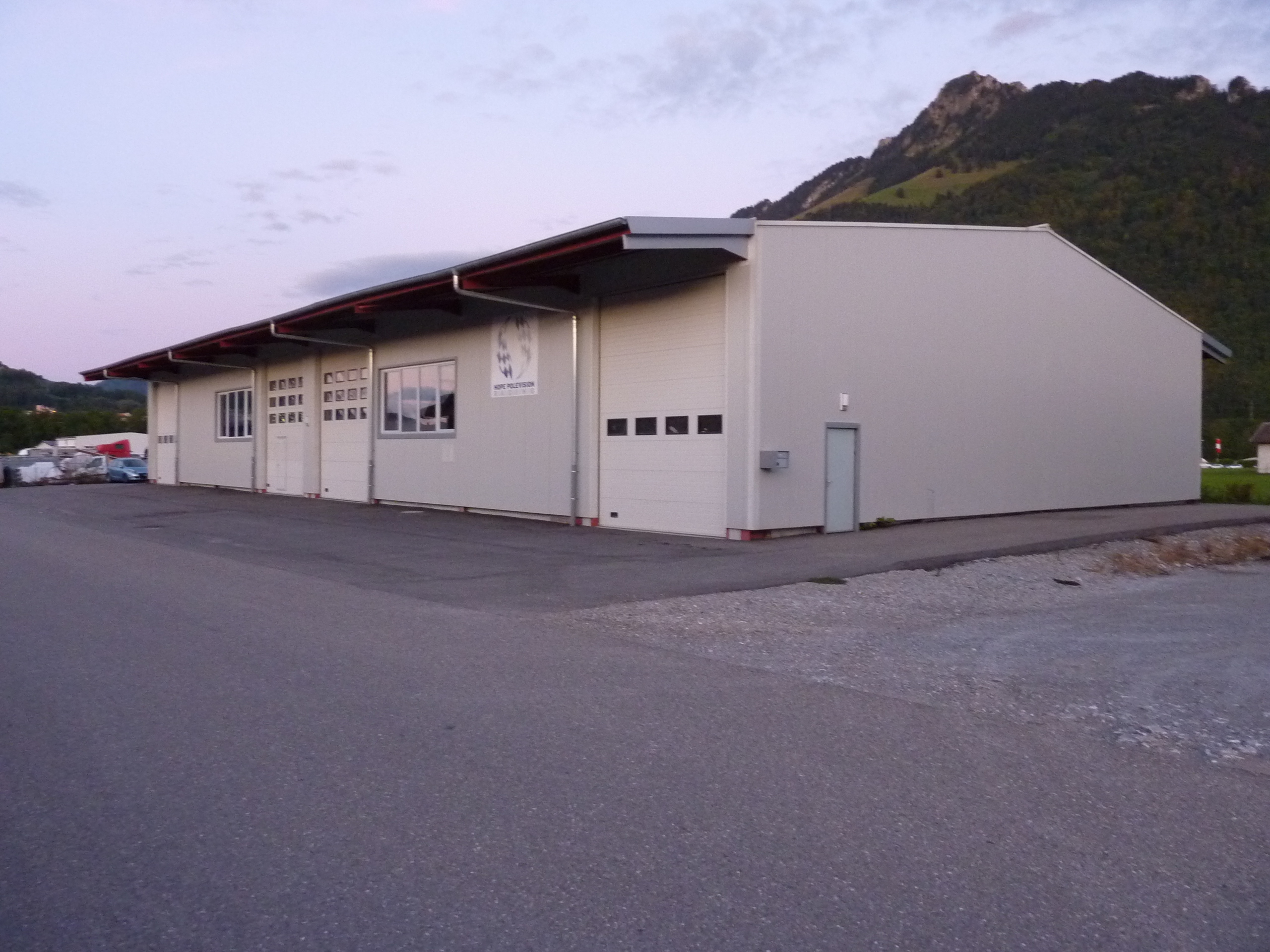 Exterior view 3