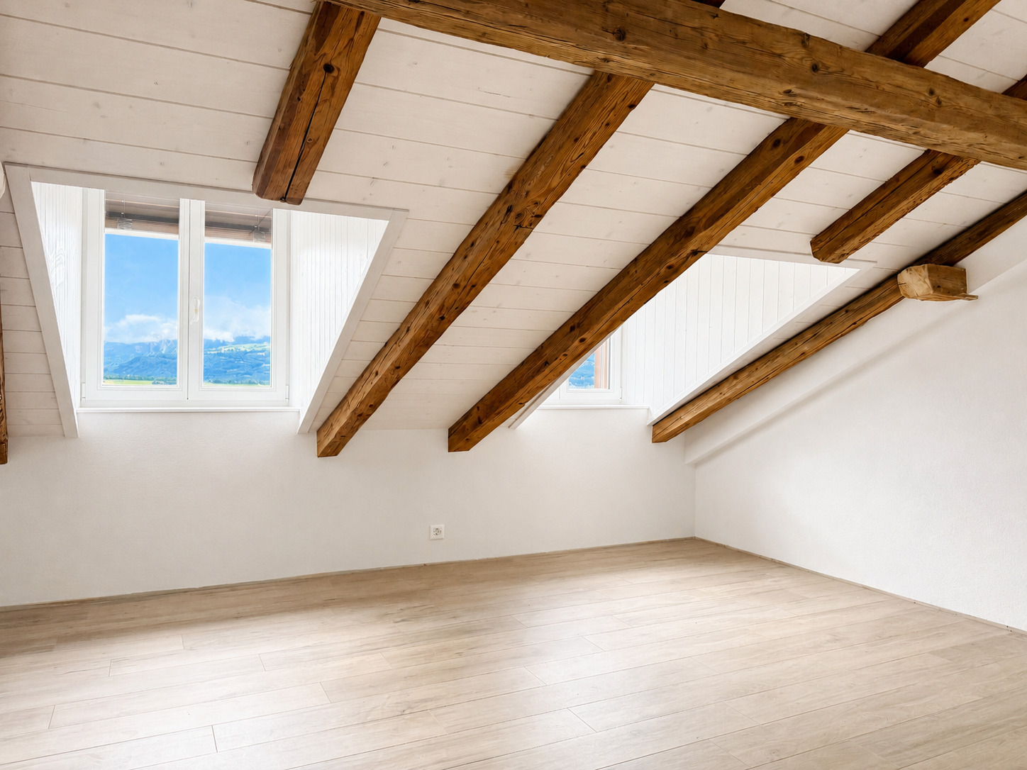 Interior view 3