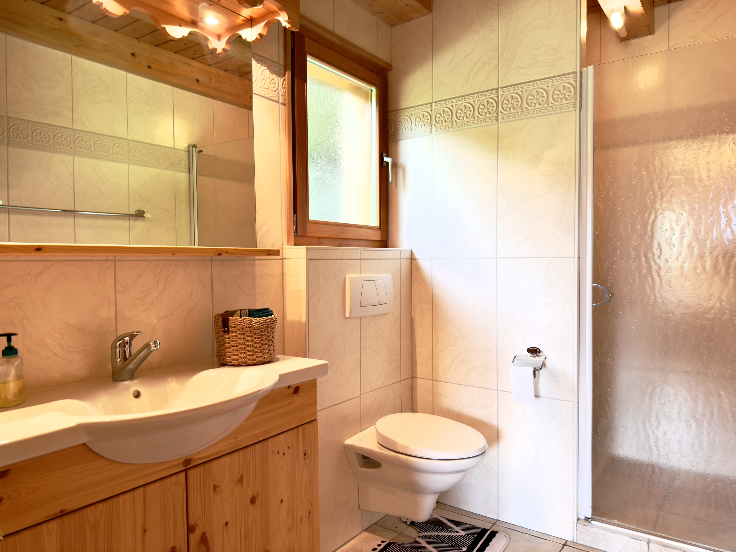 salle de douches rez  salle de douches rez