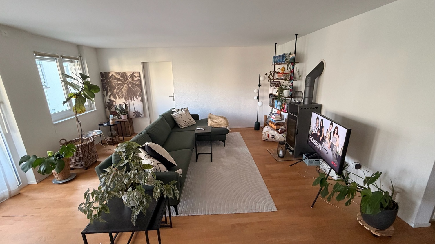 Firstview