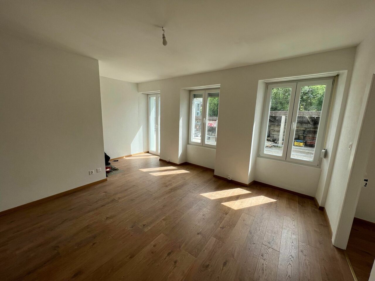Interior view 4