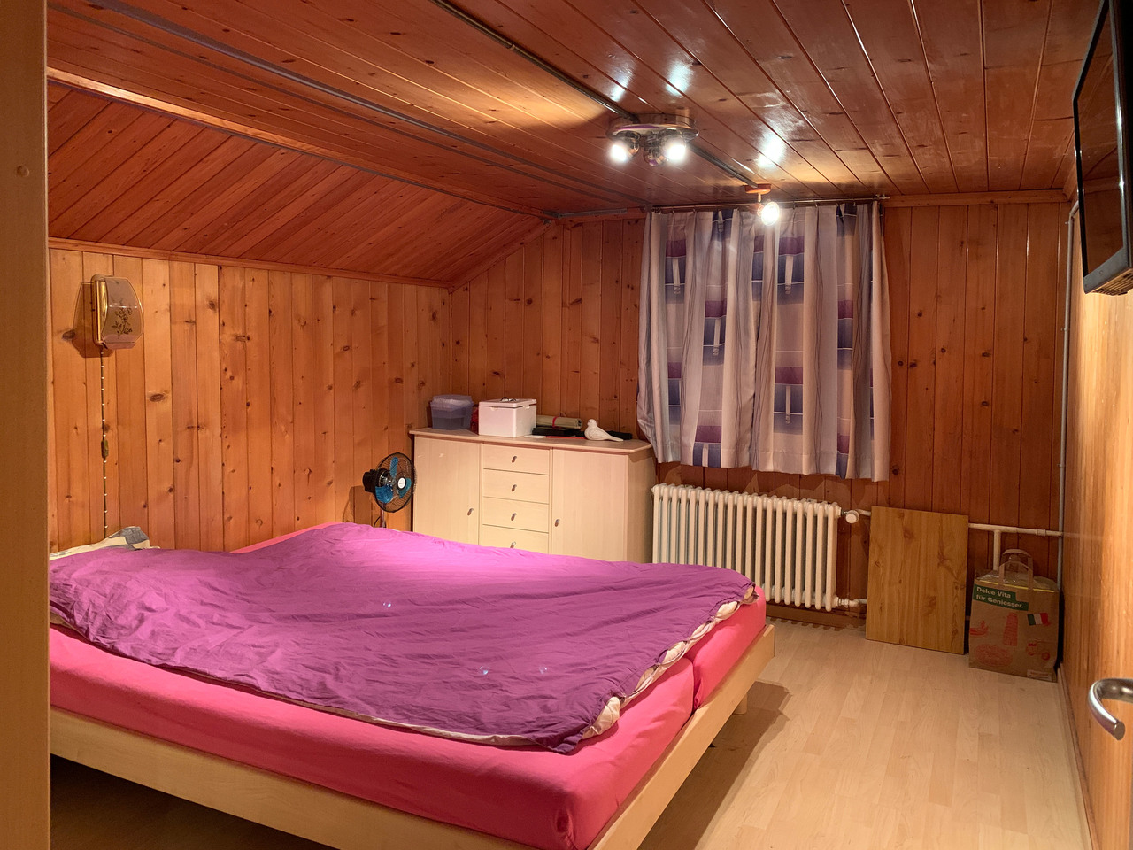 Le Pâquier - Chambre à coucher