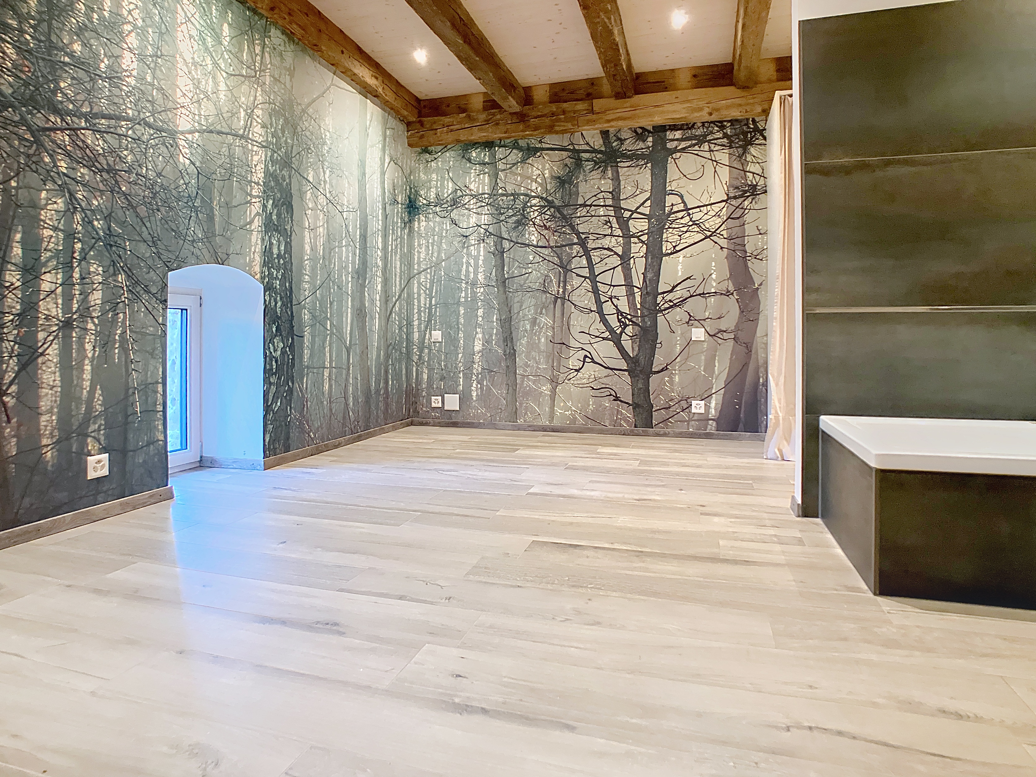 Chambre parentale avec dressing et salle d'eau ouverte 