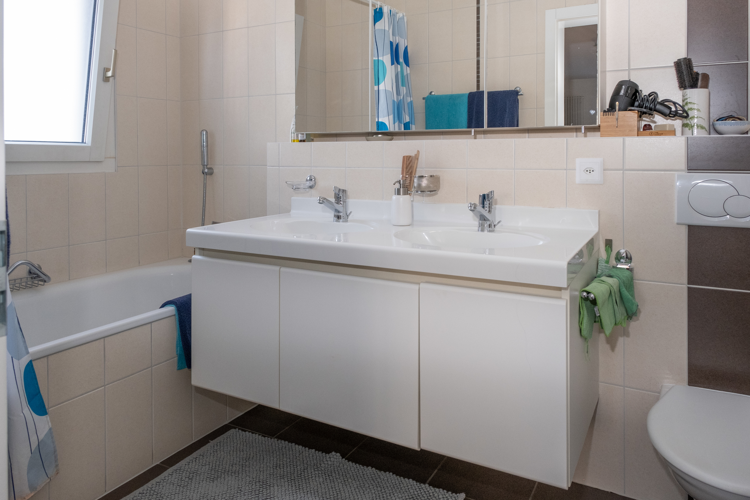 Salle de bains parentale