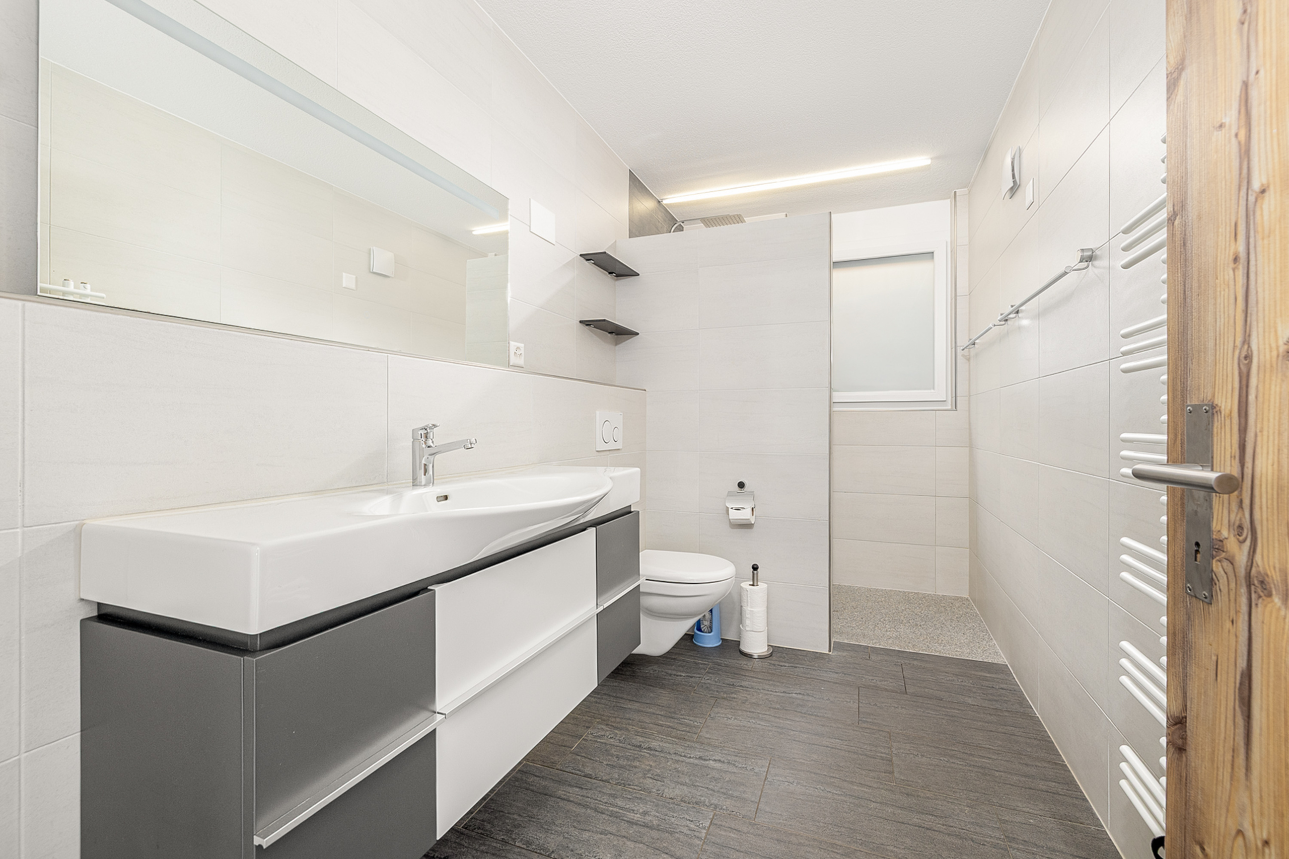 Nasszelle mit Dusche