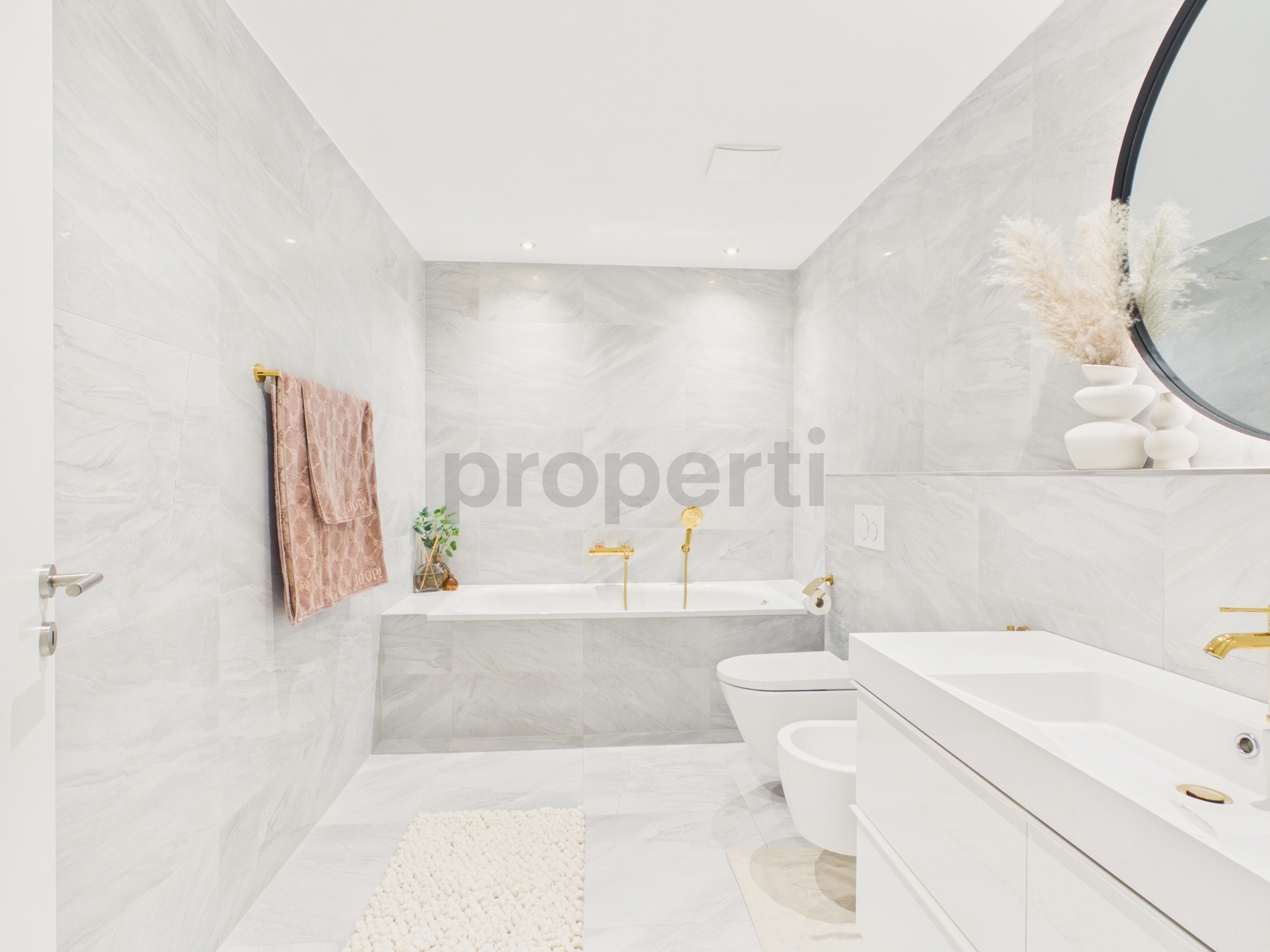 Image 9 Image 9