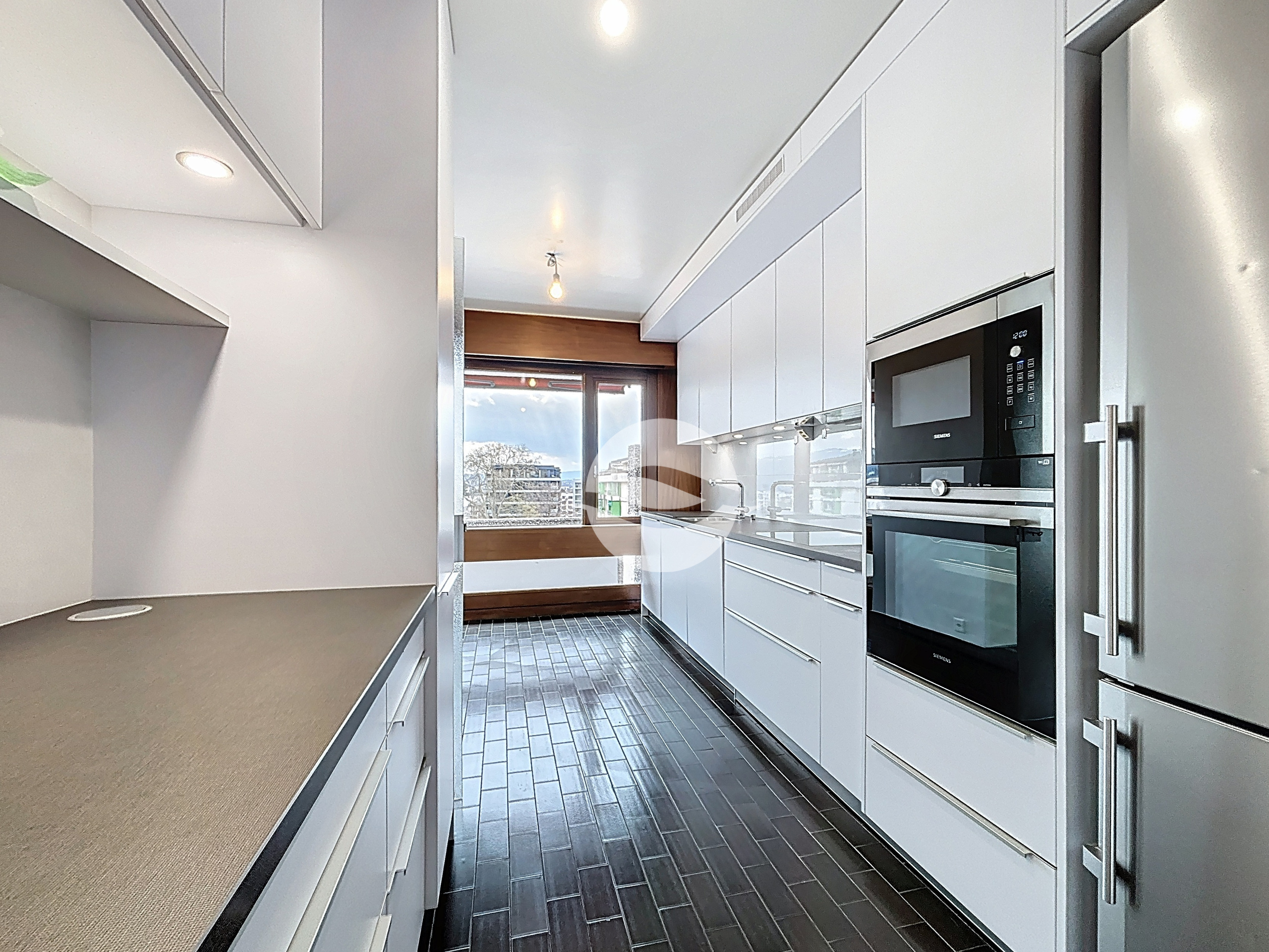 Cuisine habitable équipée Siemens