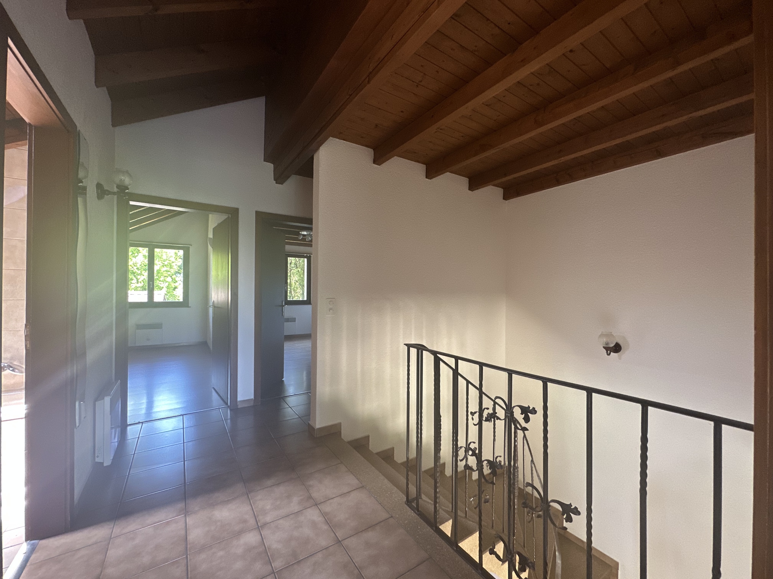 Interior view 9