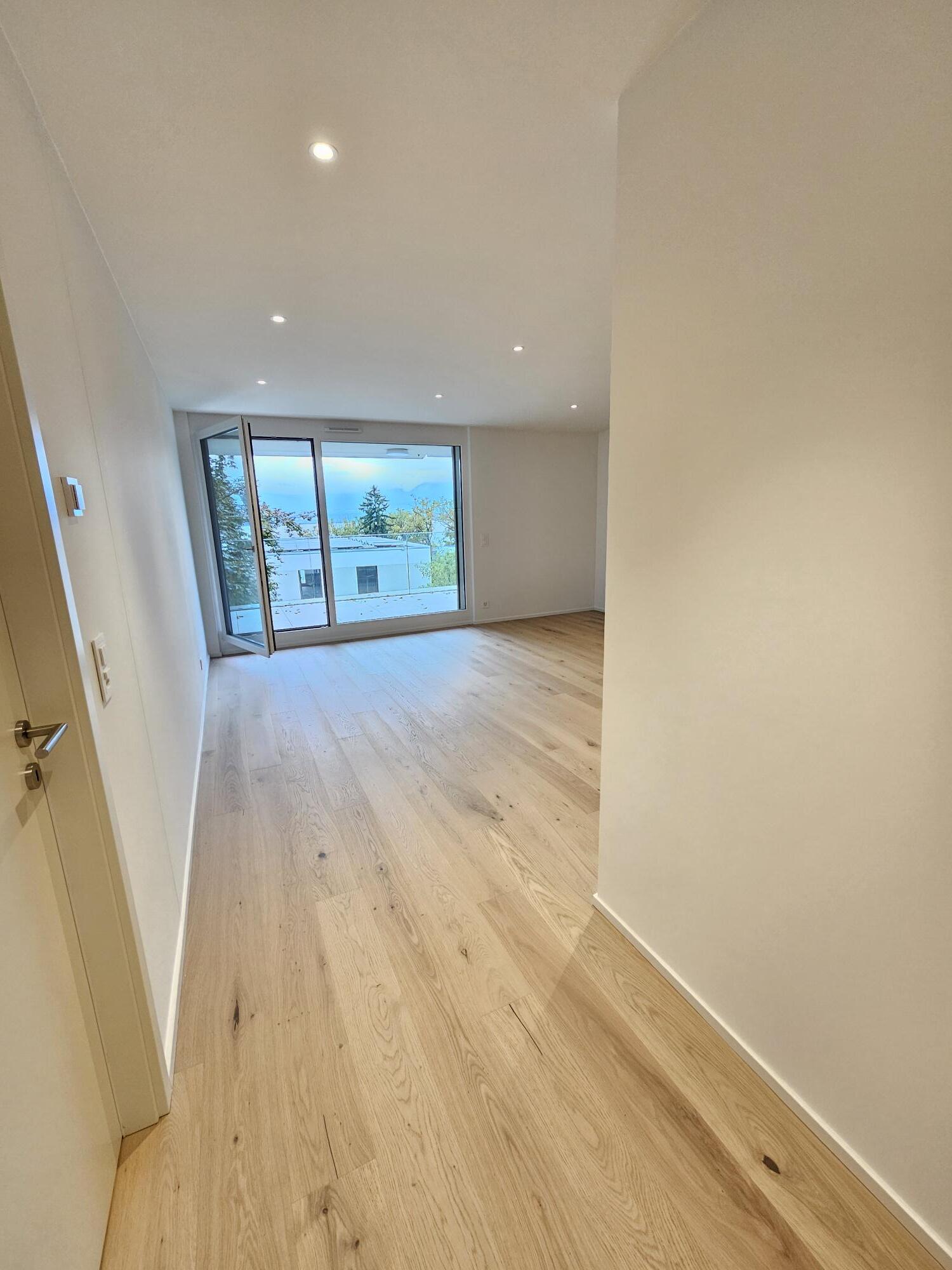 Interior view 3