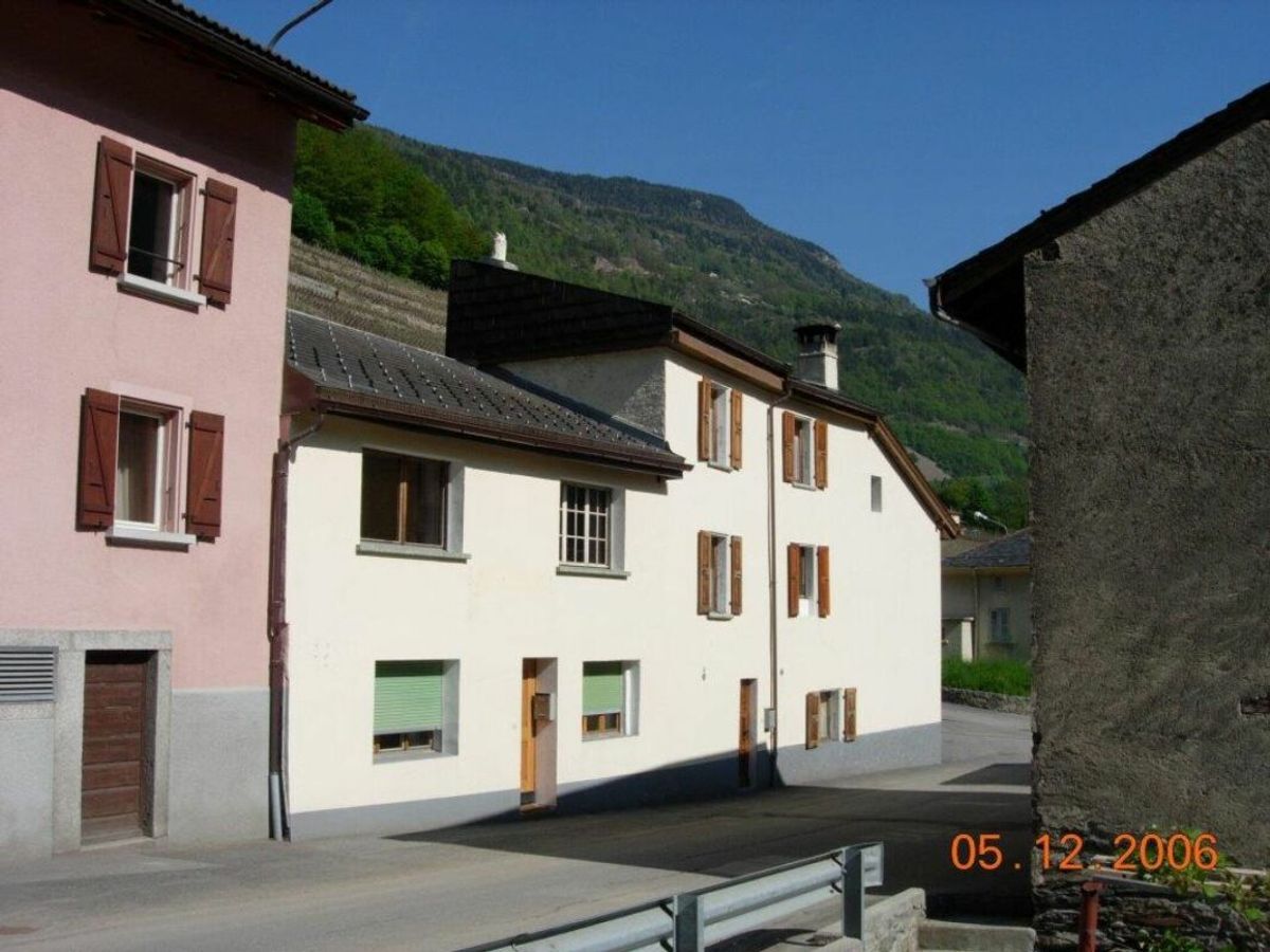 Picture 6