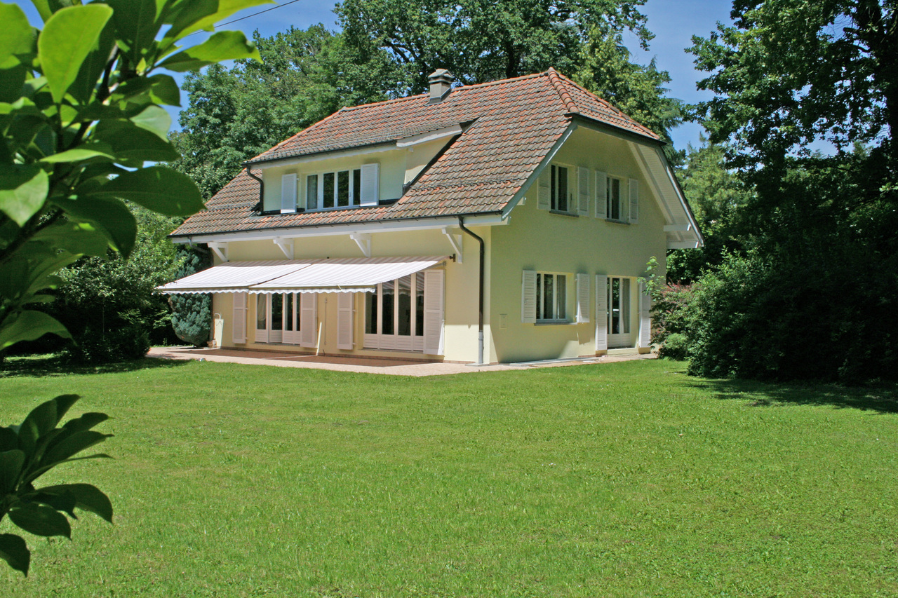 Firstview