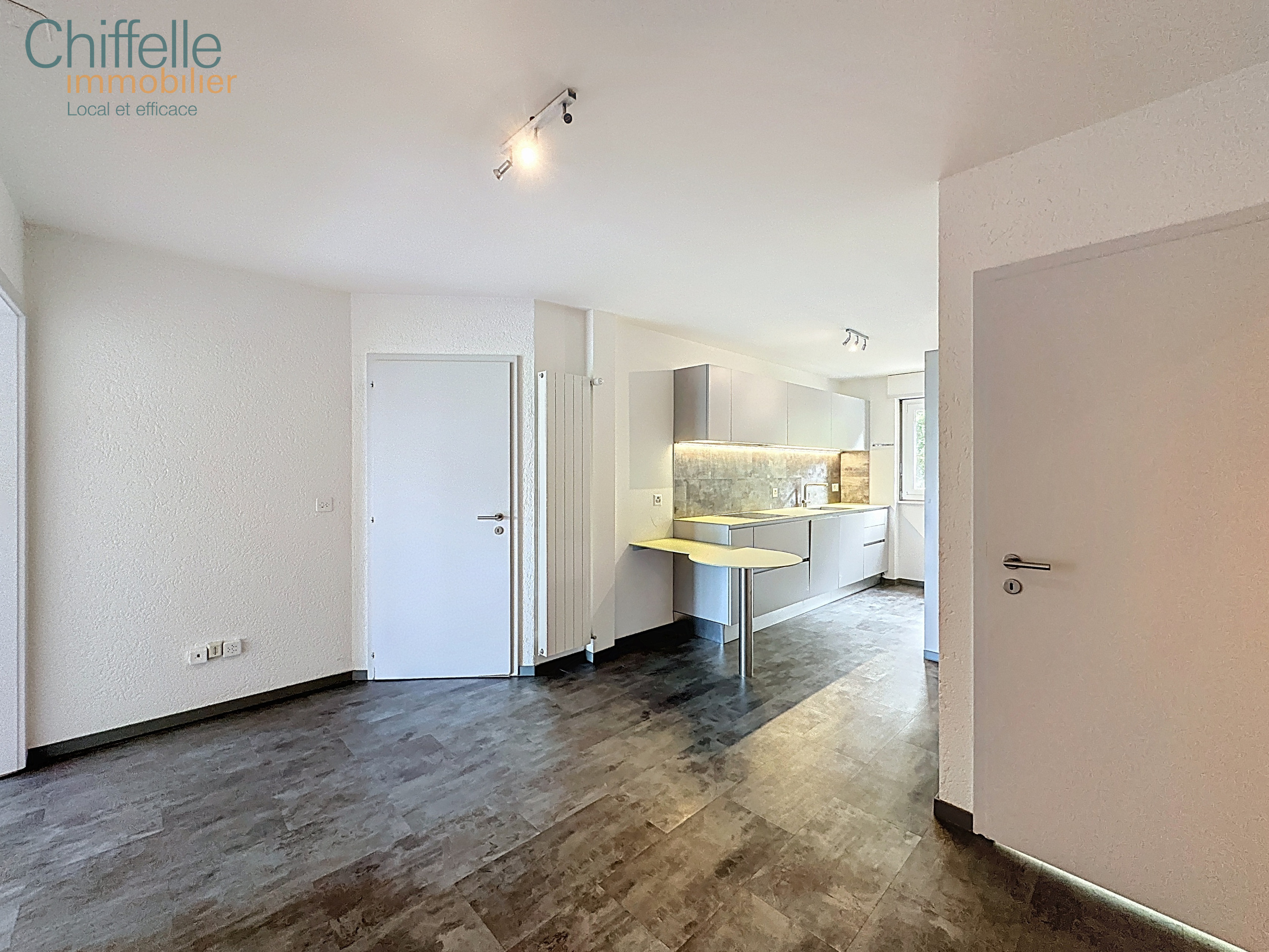 Interior view 4