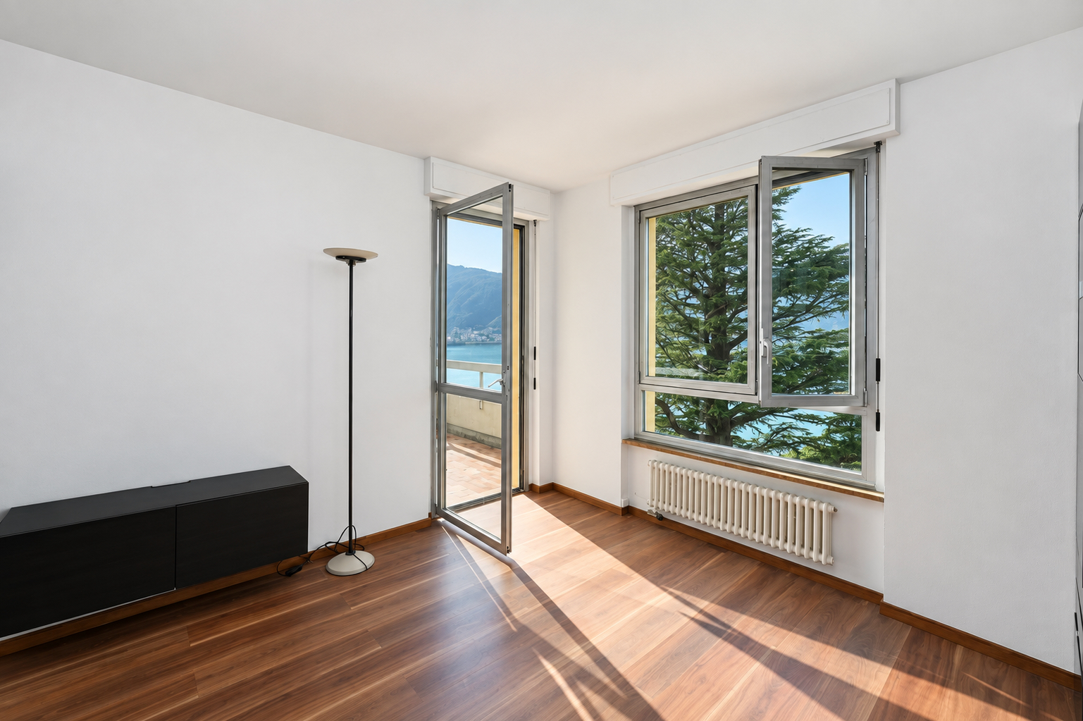 Interior view 2