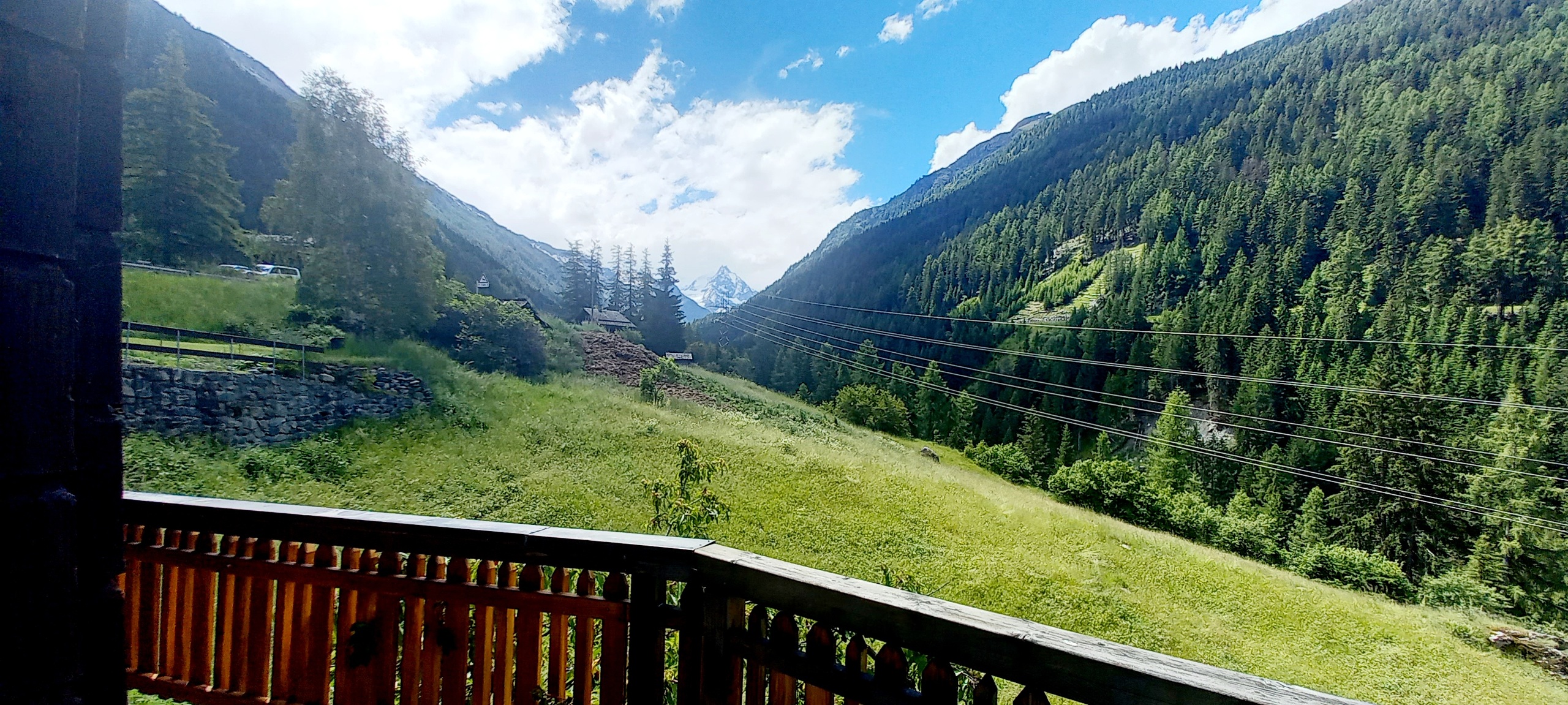 Vue du balcon  Vue du balcon