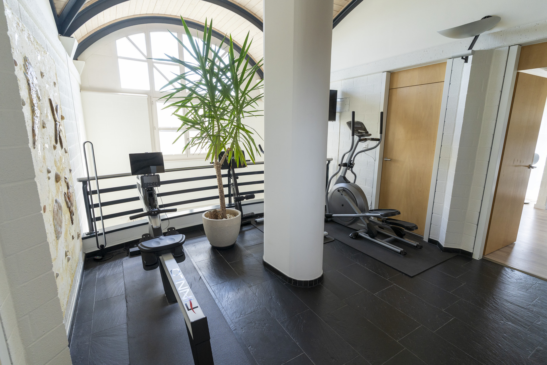 Interior view 4