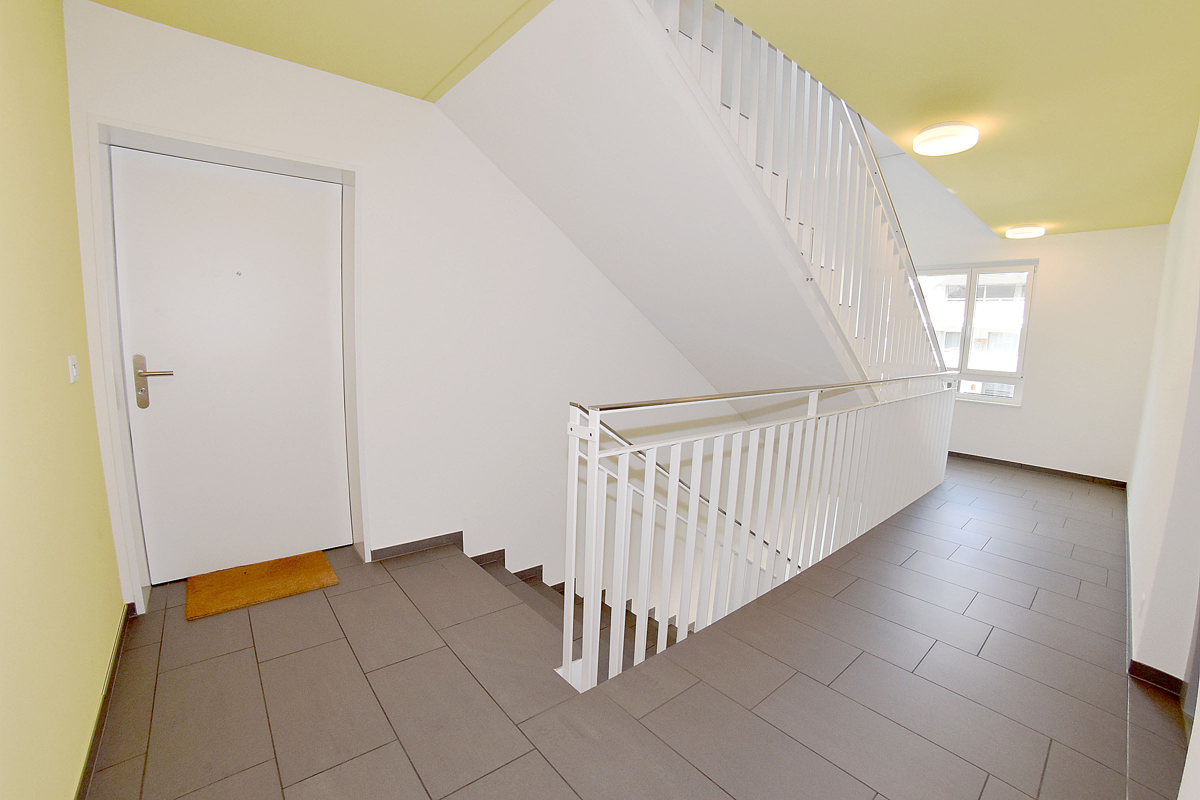 Treppenhaus mit Lift