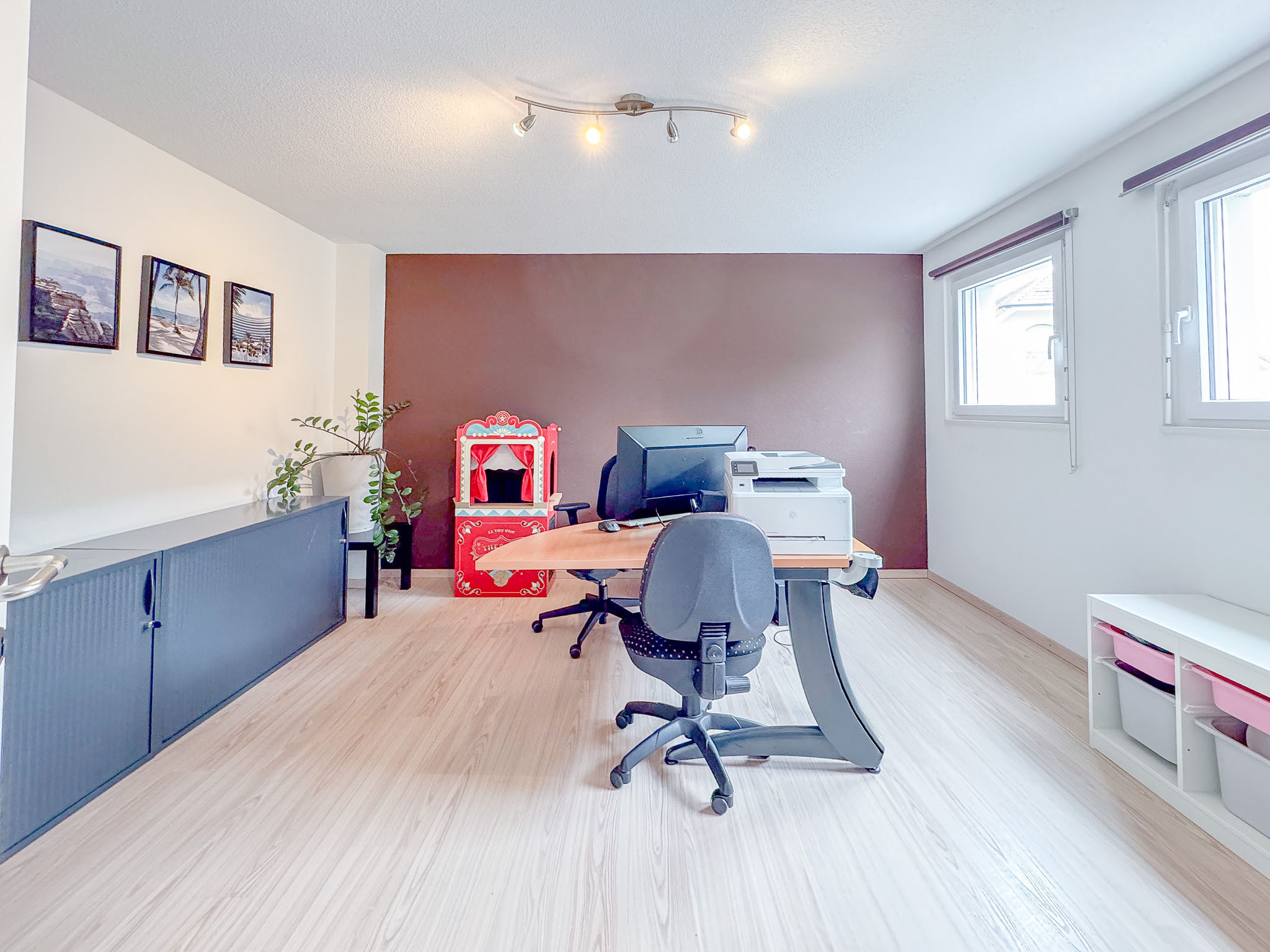 Chambre/bureau rez inférieur Chambre/bureau rez inférieur