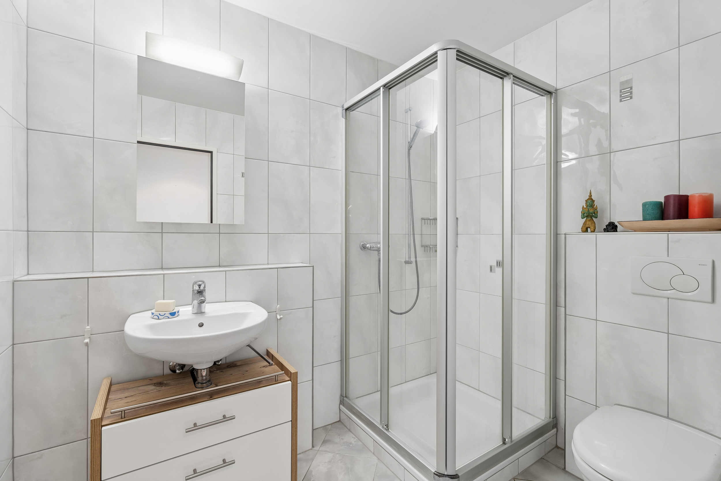 Nasszelle mit Dusche 