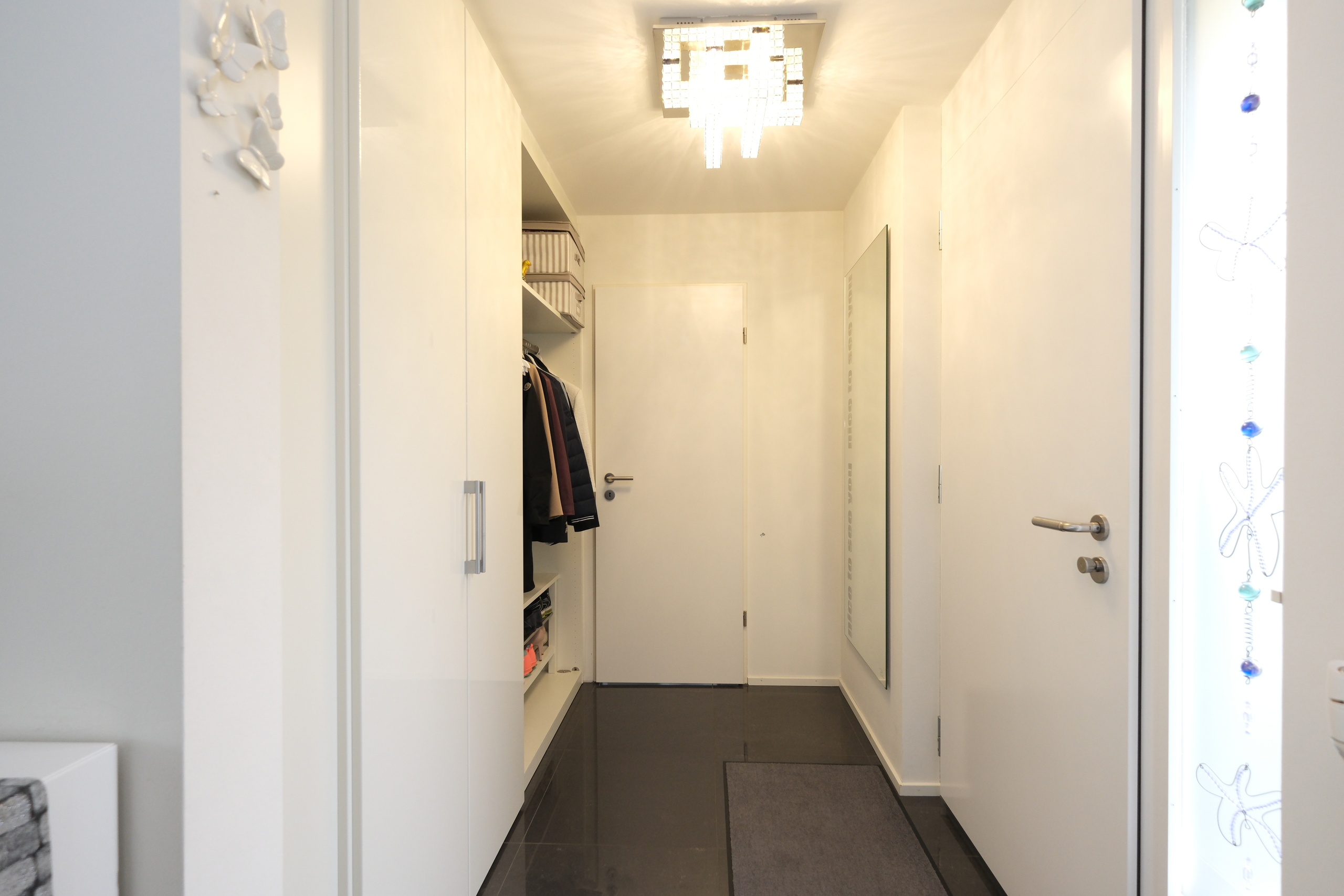 Hauseingang  Garderobe 