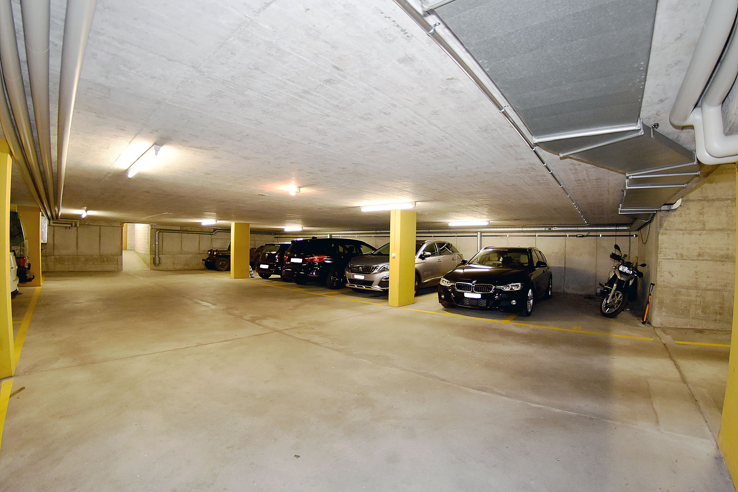 2 Abstellplätze in der Tiefgarage mit E-Mobility-Vorbereitung