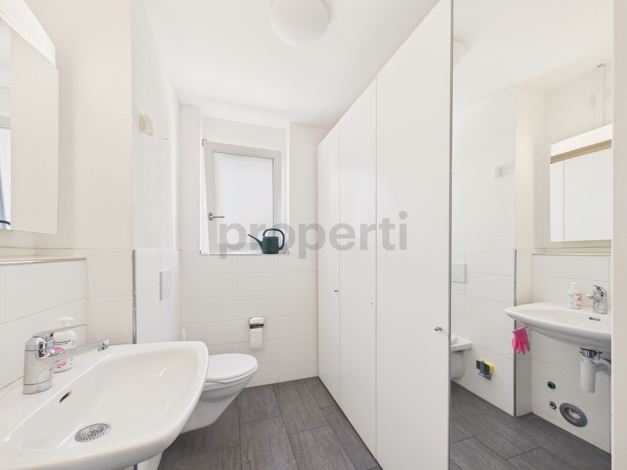 Image 9 Image 9
