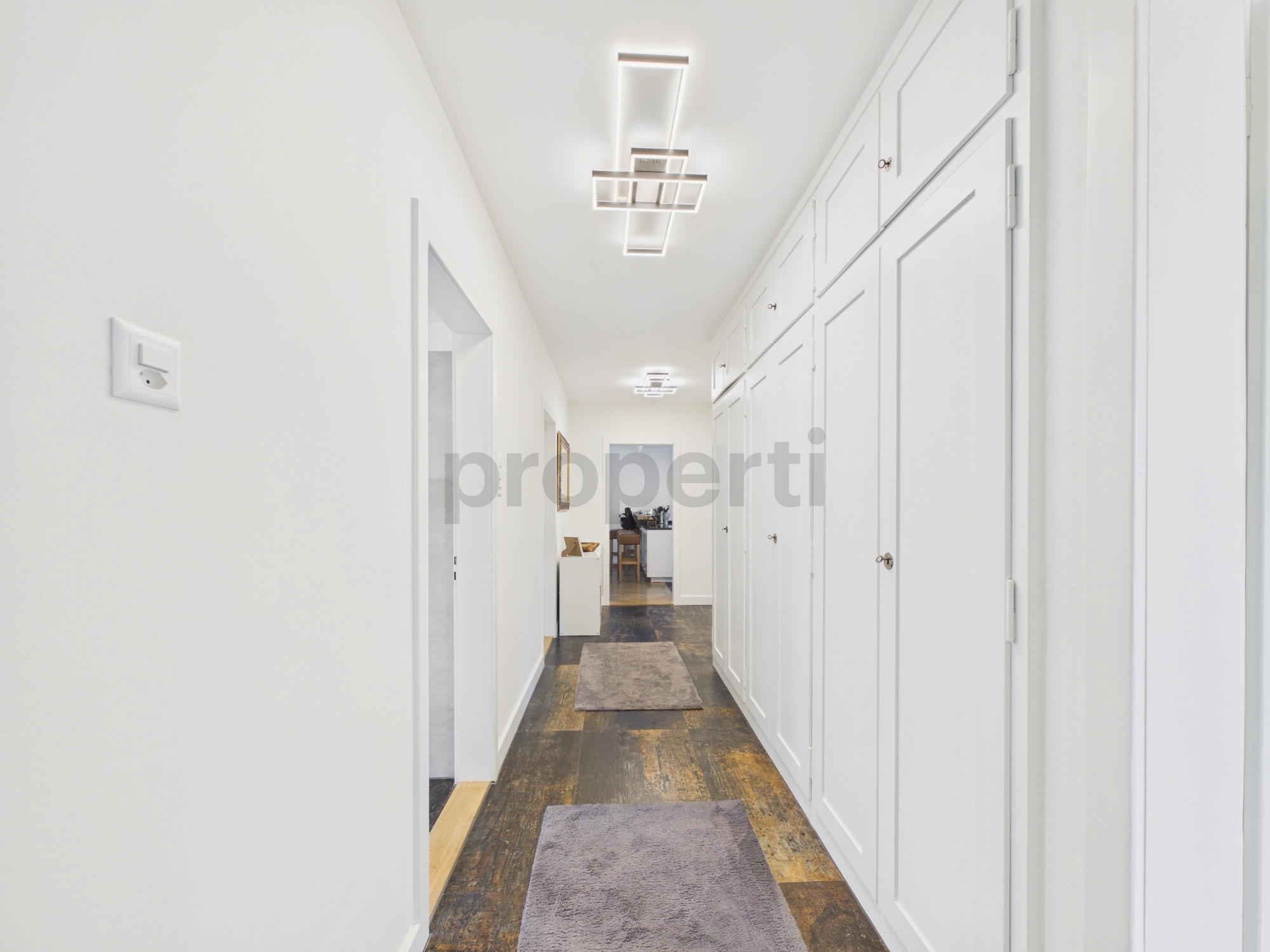 Image 9 Image 9
