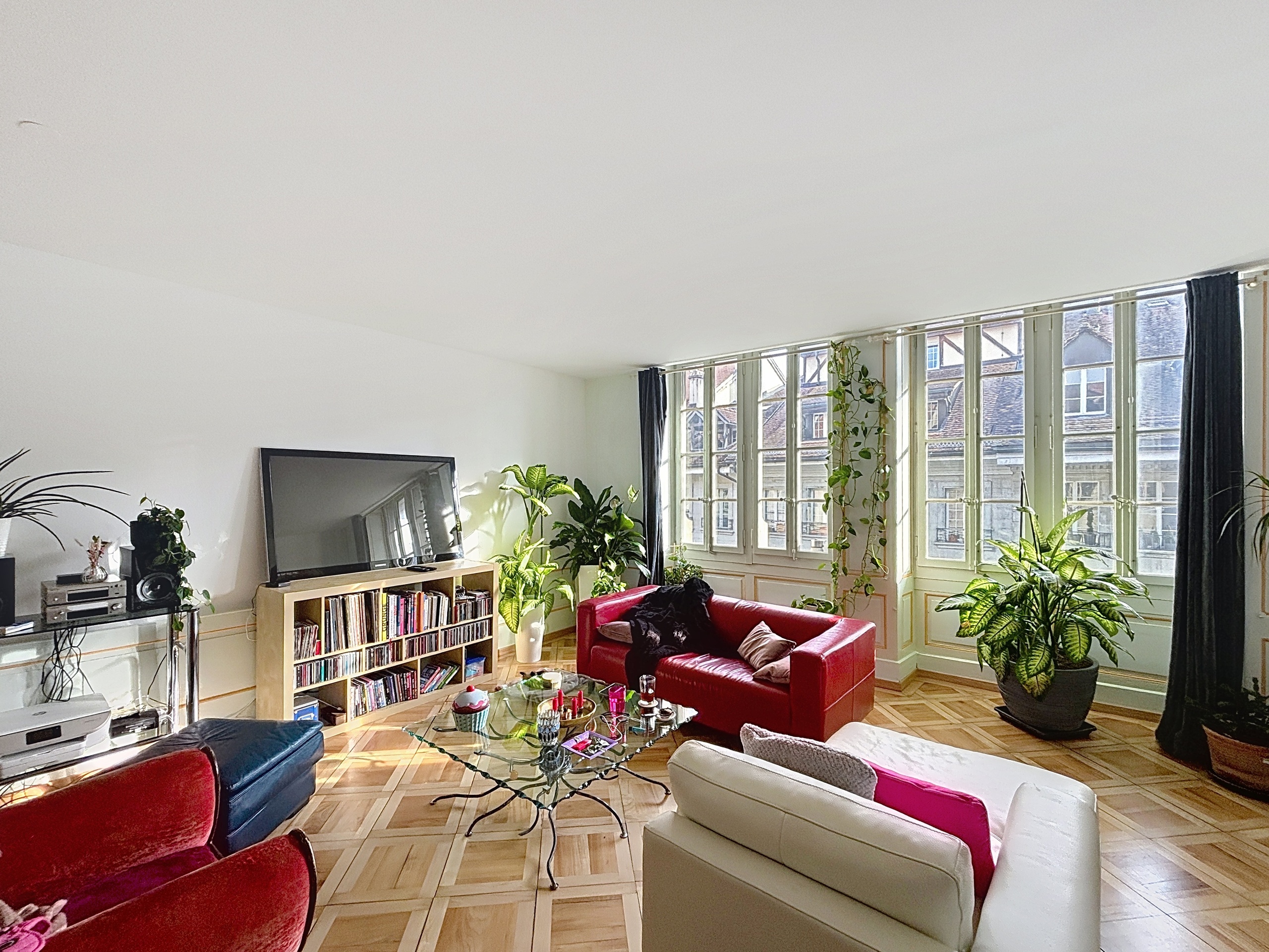 APPARTEMENT 3.5 PCES APPARTEMENT 3.5 PCES