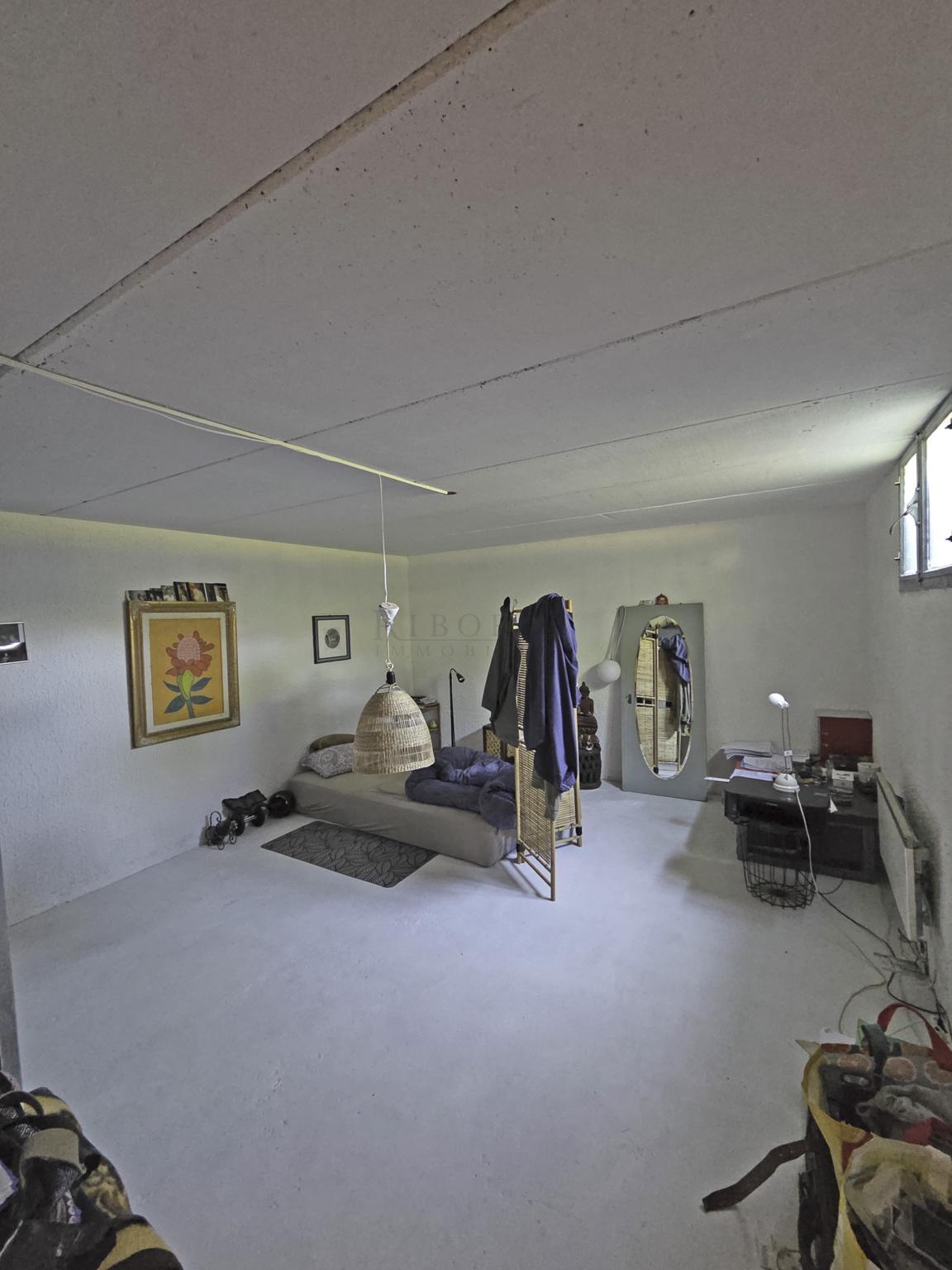 Picture 12