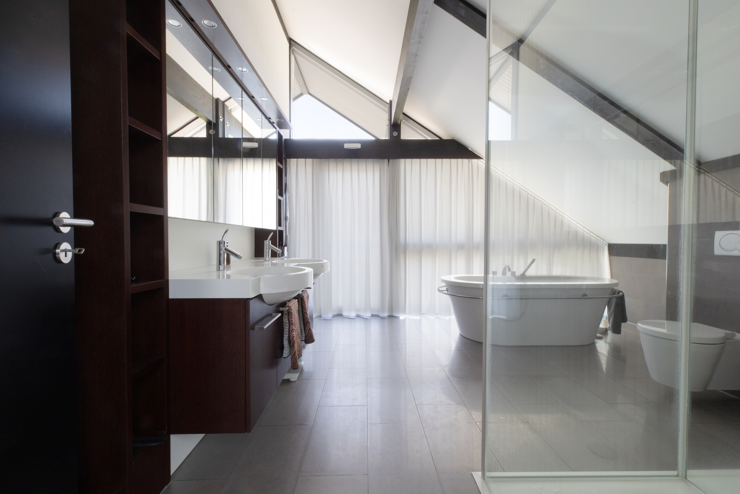 salle de bain au 1er étage salle de bain au 1er étage