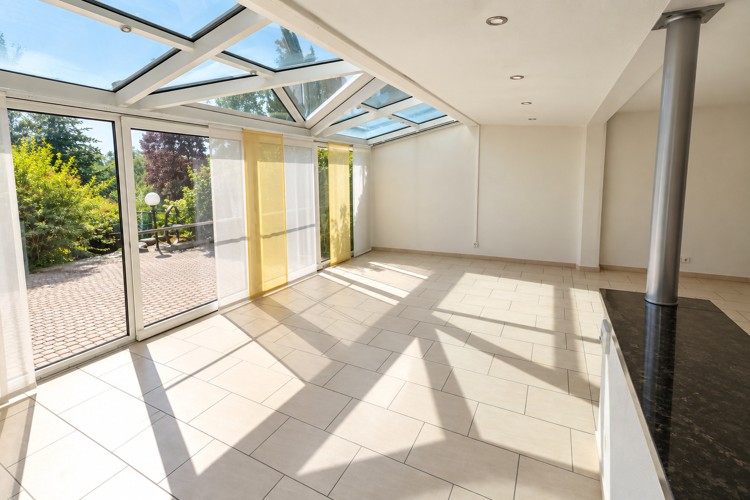 Interior view 3
