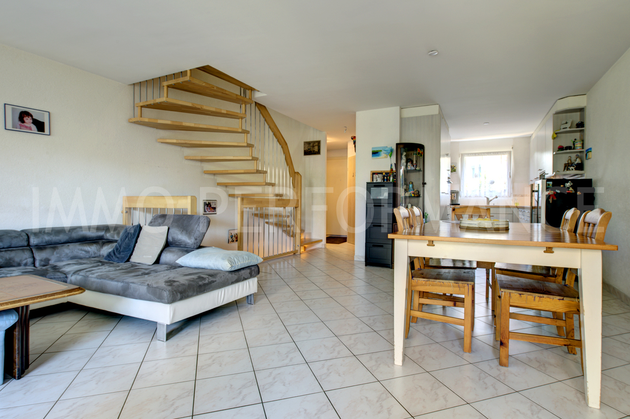 Autre vue séjour-salle à manger