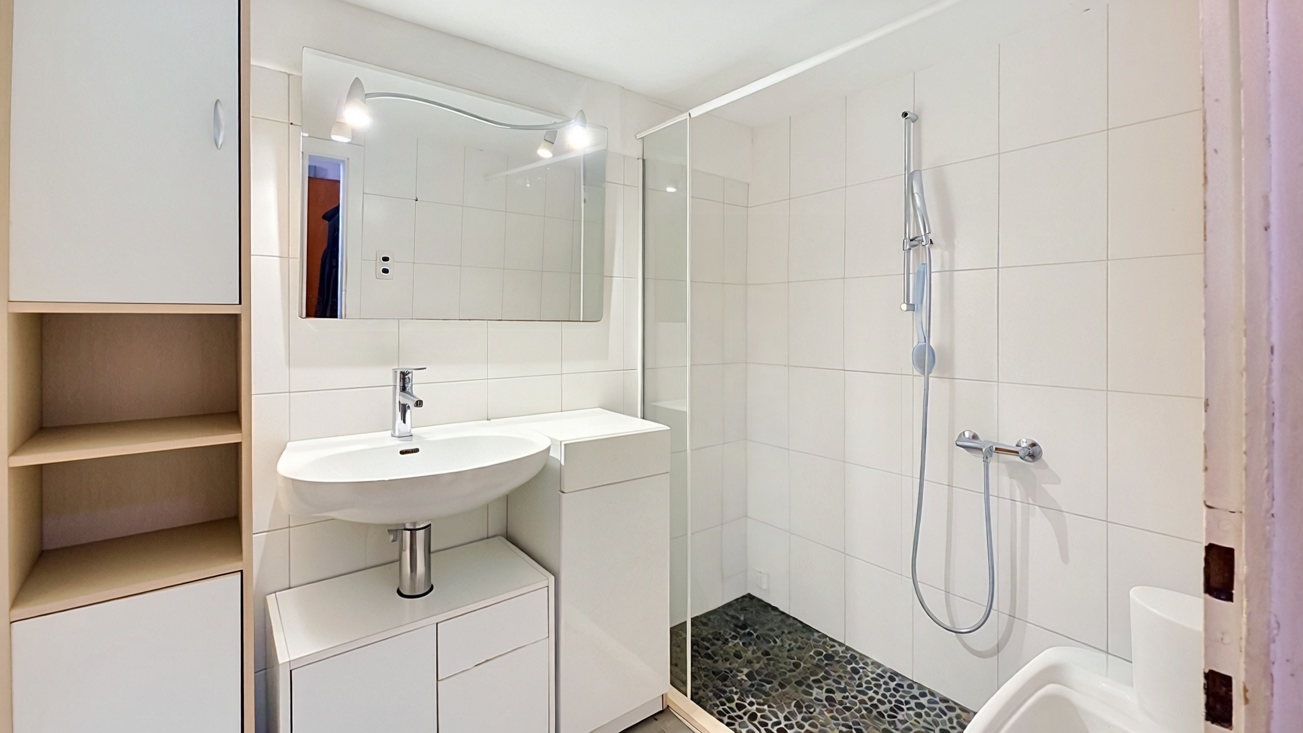 Salle de bain - rez Salle de bain - rez