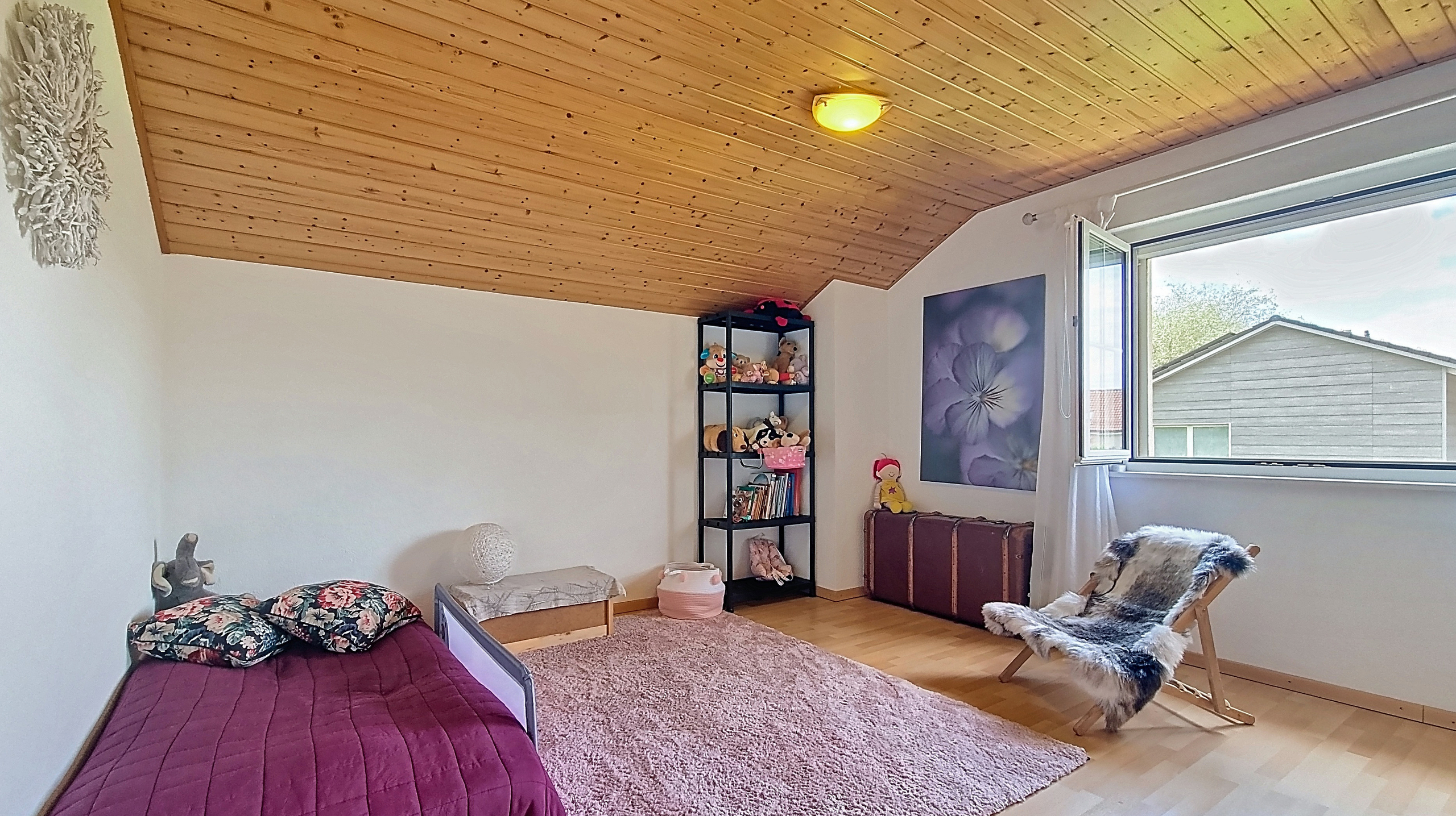 Interior view 5