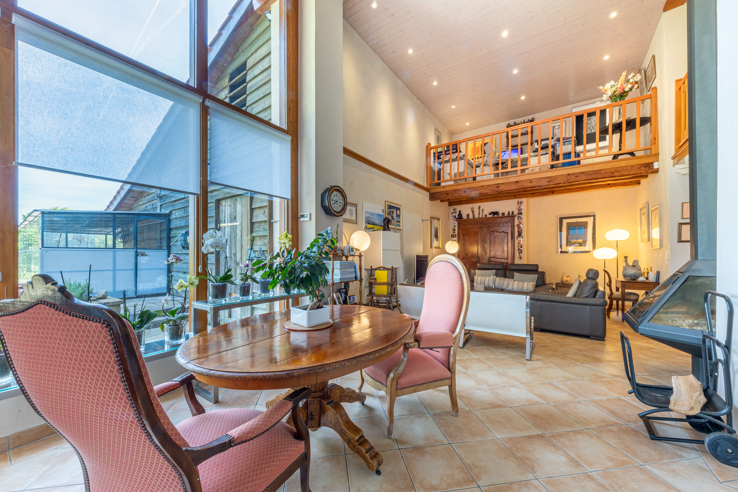 Interior view 1