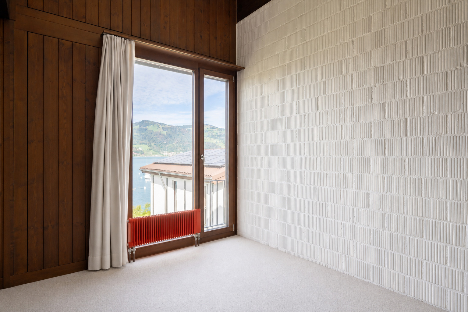 Interior view 6