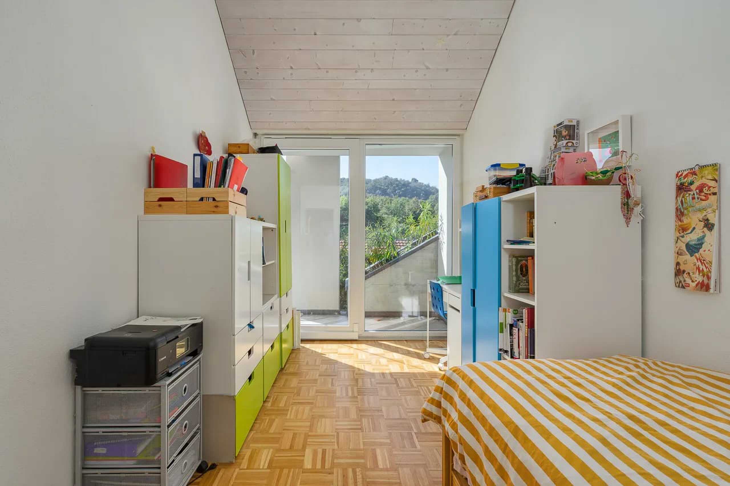 Photo 8