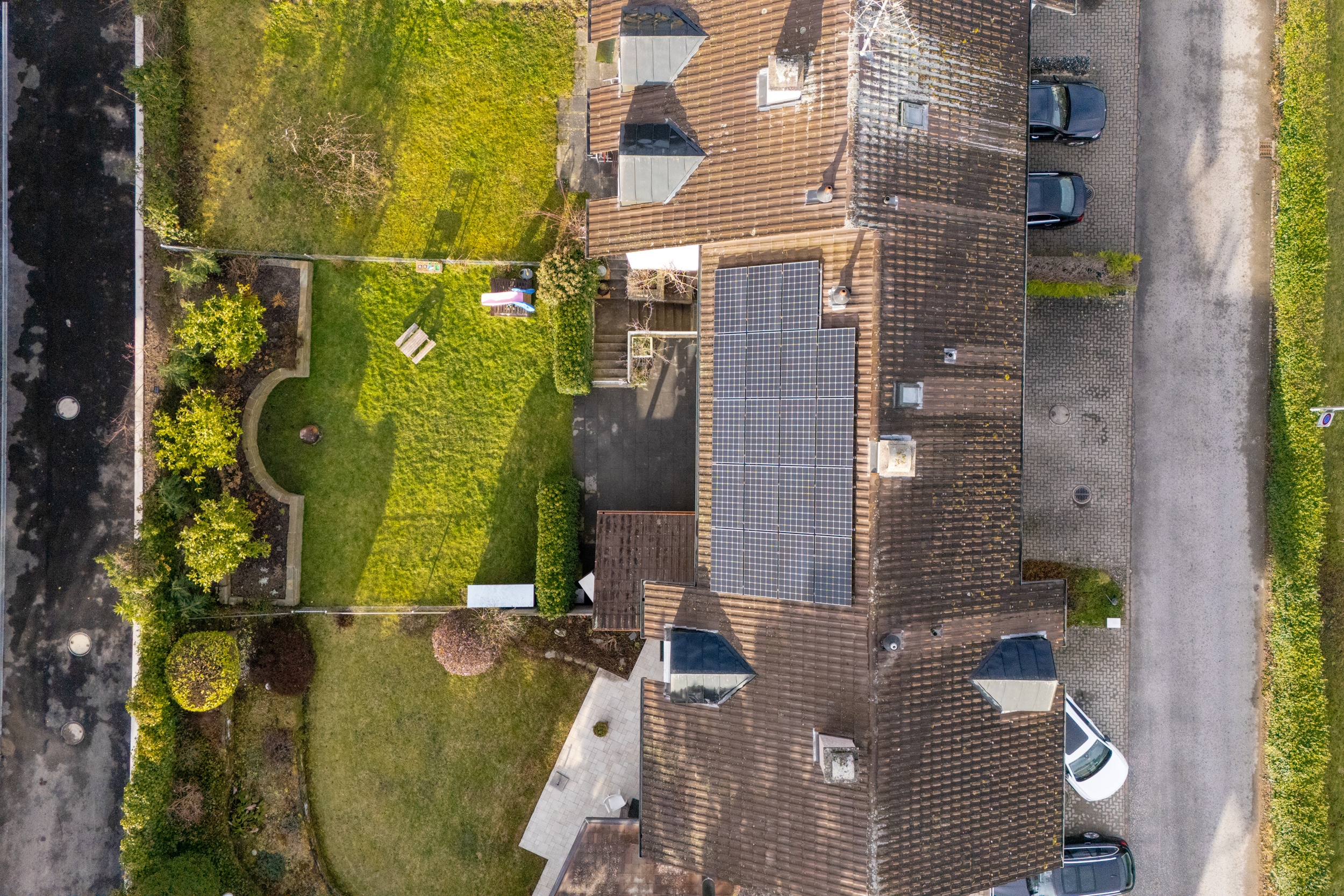 Grundstücksgrösse: 300 m2 Grundstücksgrösse: 300 m2